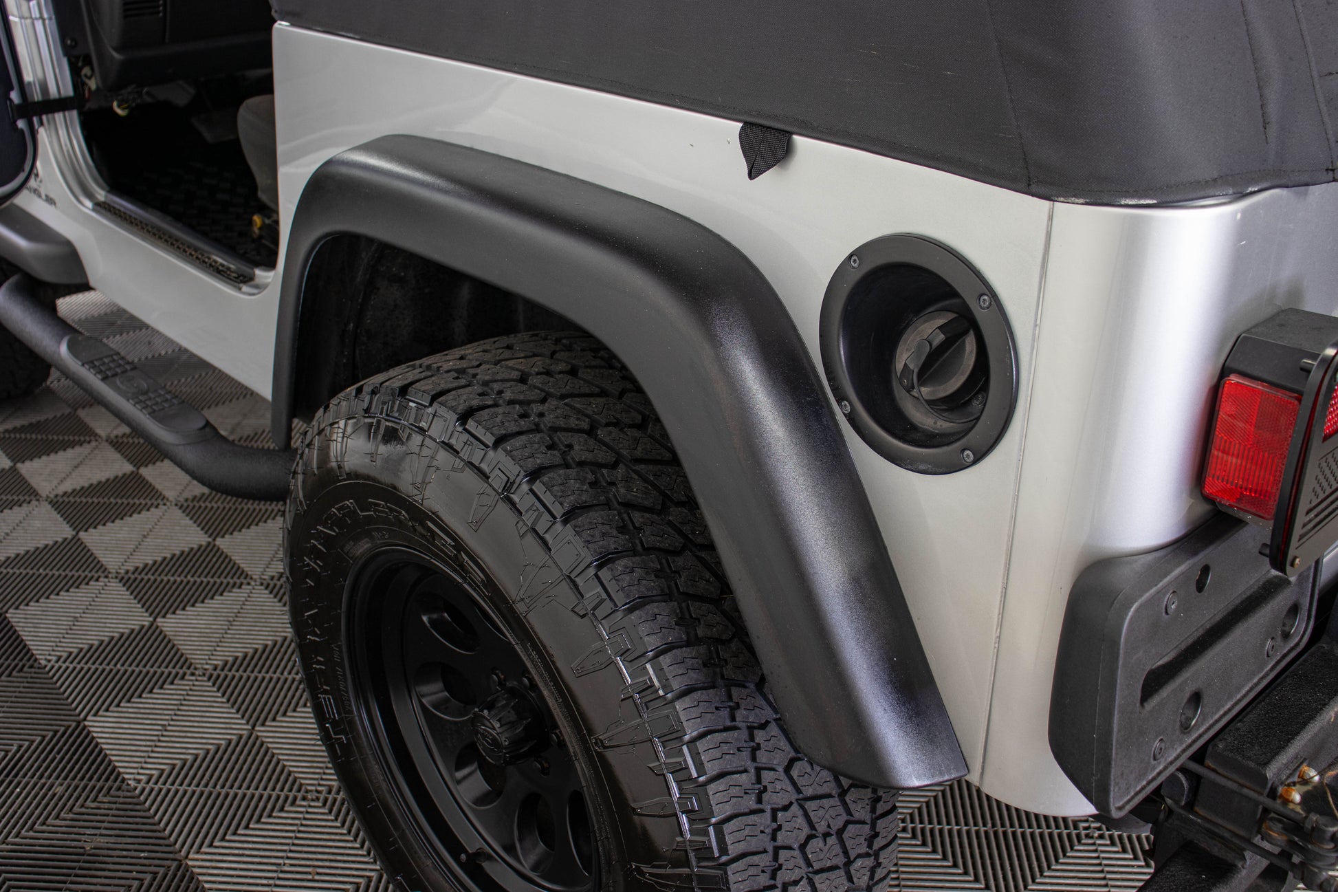 2005 Jeep Wrangler X Soft Top Bright Silver, 65k Miles