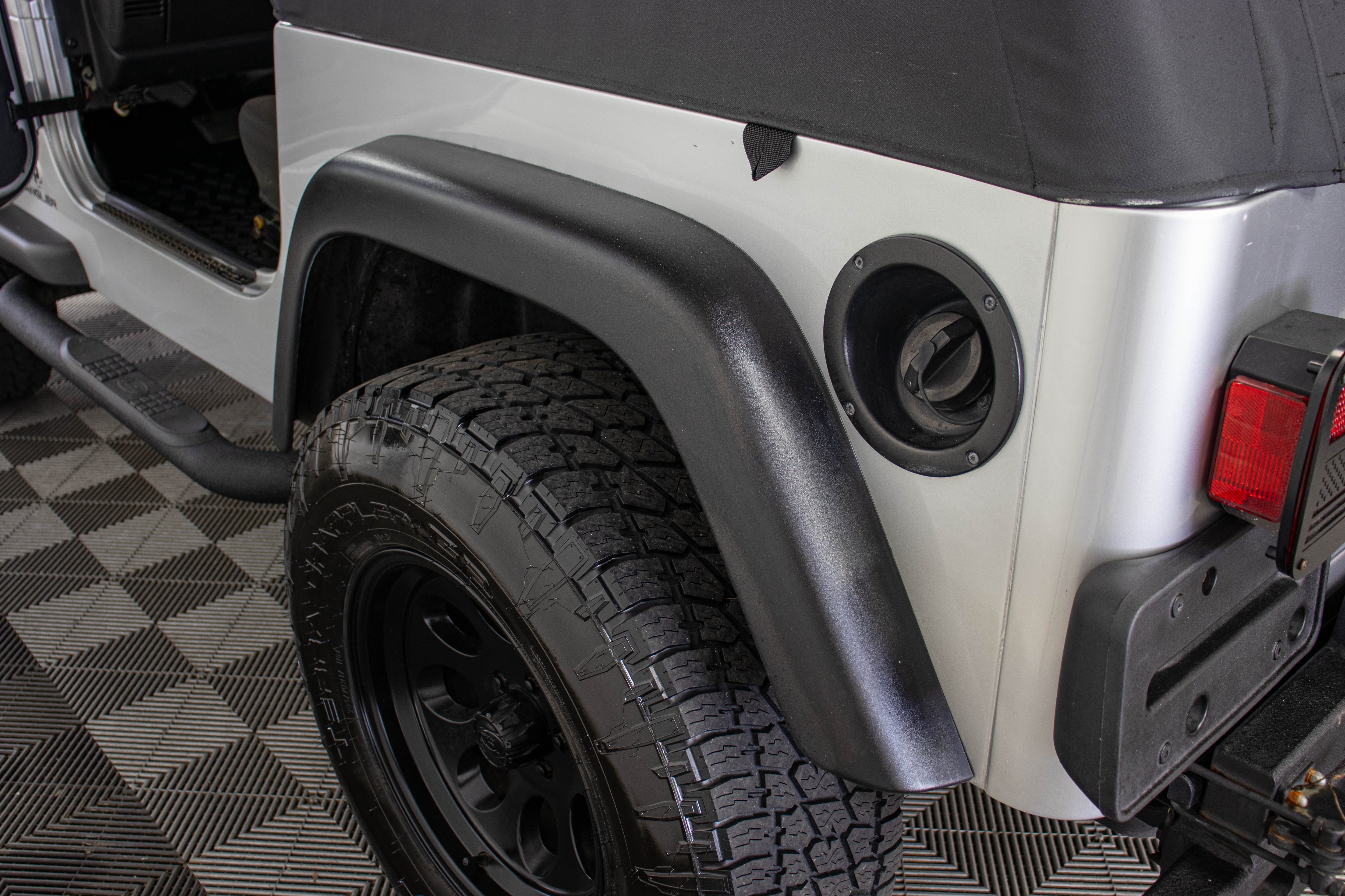 2005 Jeep Wrangler X Soft Top Bright Silver, 65k Miles