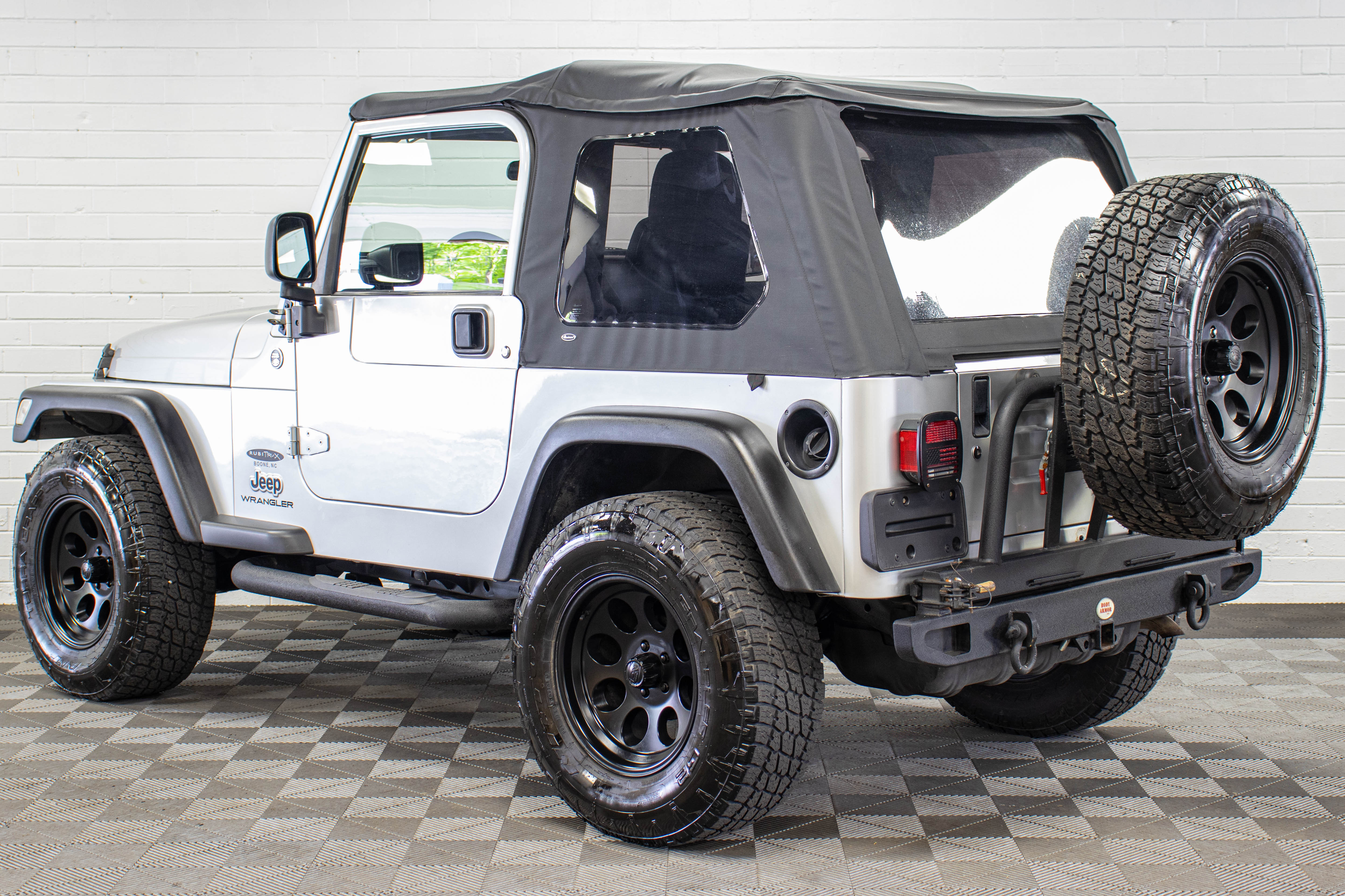 2005 Jeep Wrangler X Soft Top Bright Silver, 65k Miles