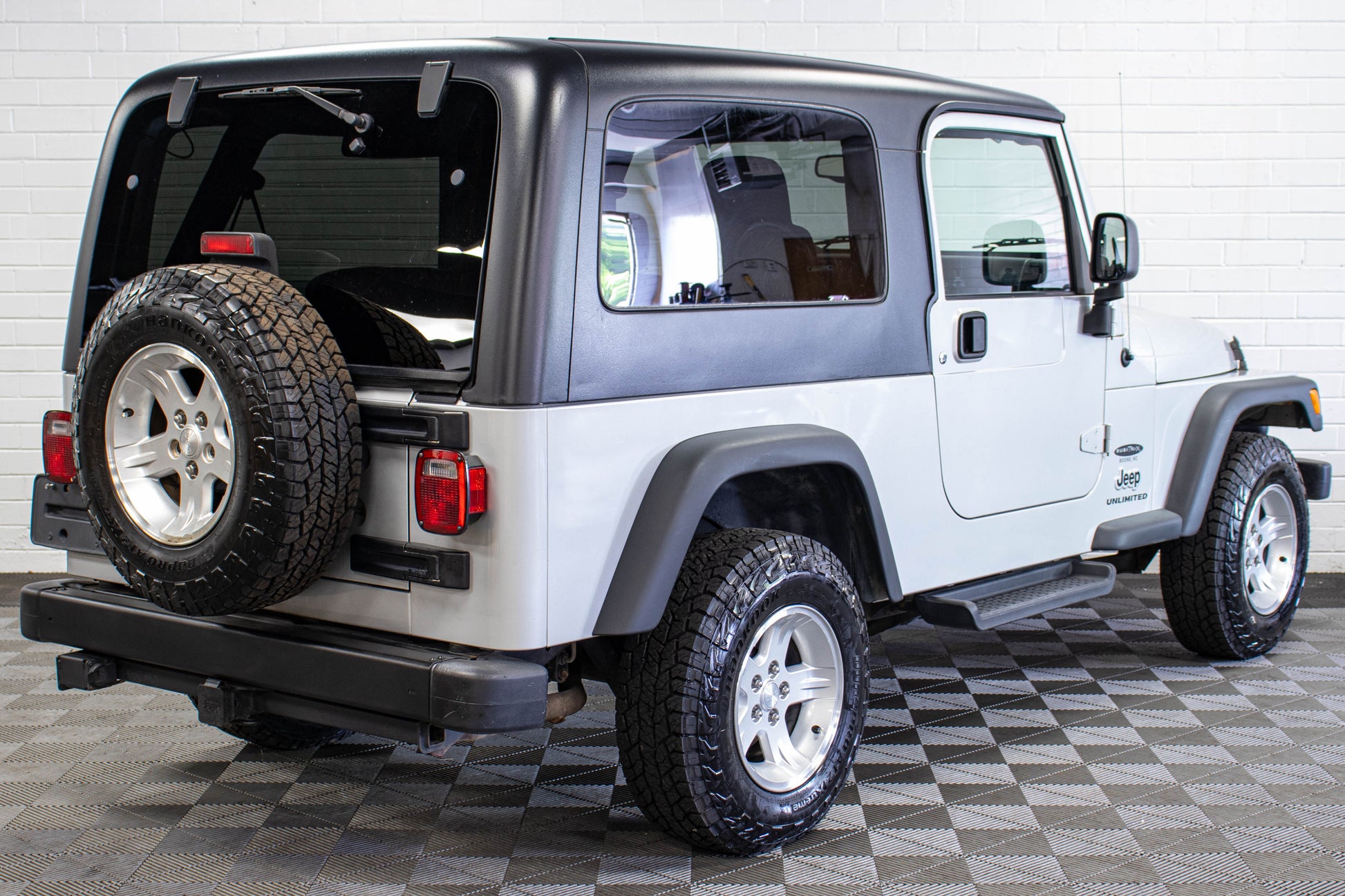 2006 Jeep Wrangler TJ Unlimited Hard Top Bright Silver, 72k Miles