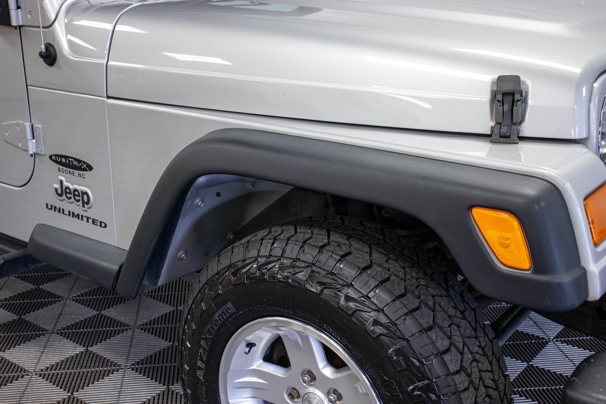 2006 Jeep Wrangler TJ Unlimited Hard Top Bright Silver, 72k Miles