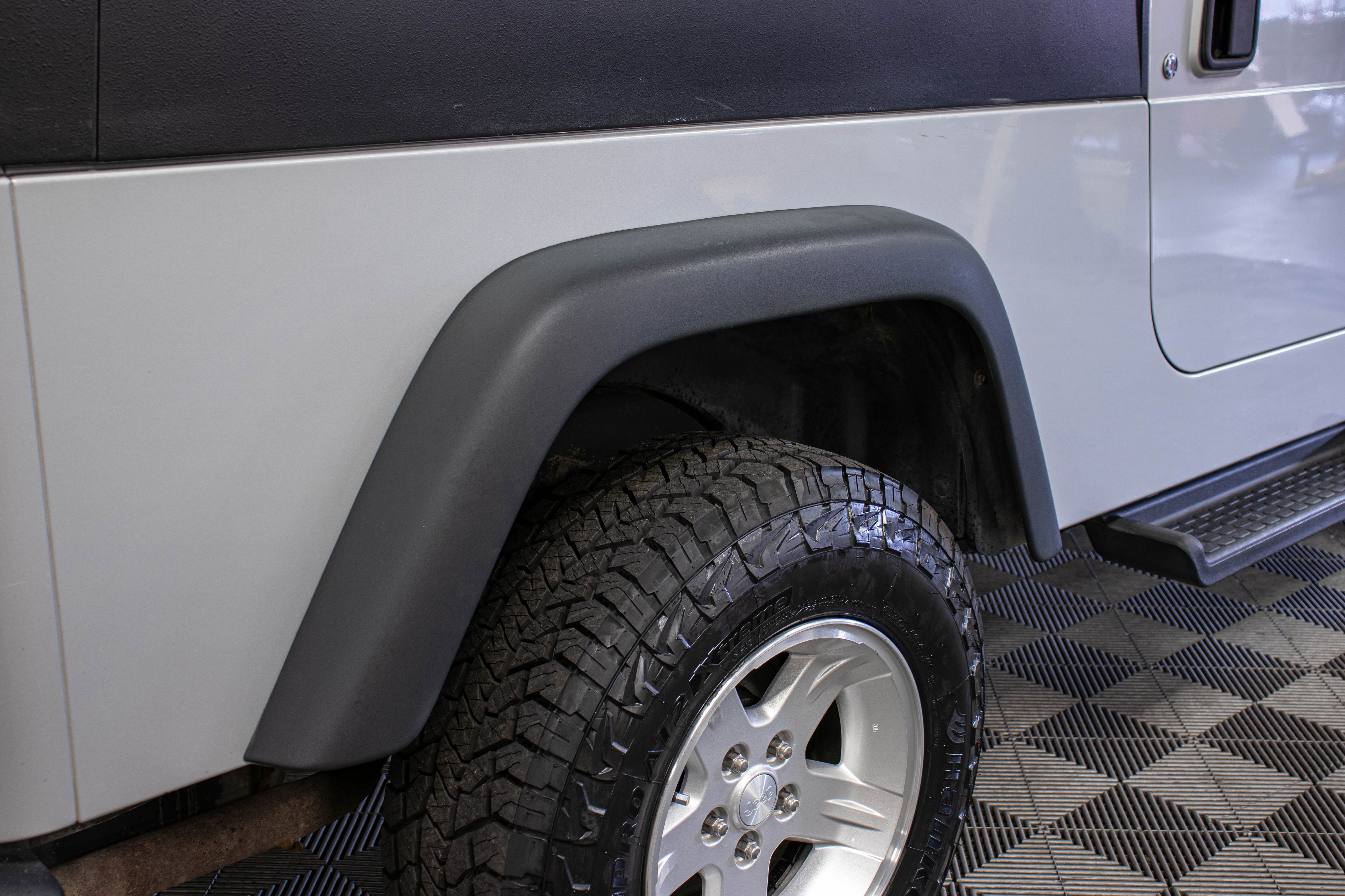 2006 Jeep Wrangler TJ Unlimited Hard Top Bright Silver, 72k Miles