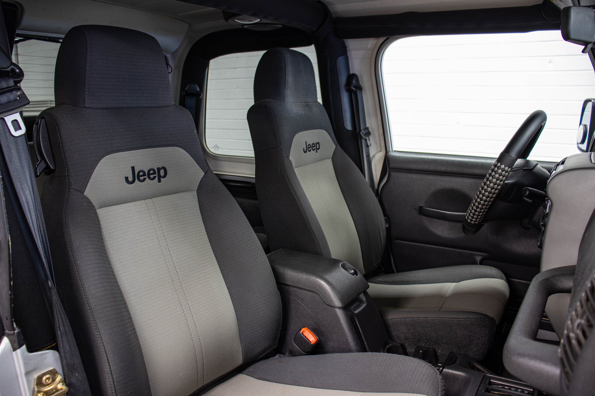 2004 Jeep Wrangler TJ RME Hard Top Bright Silver, 86k Miles