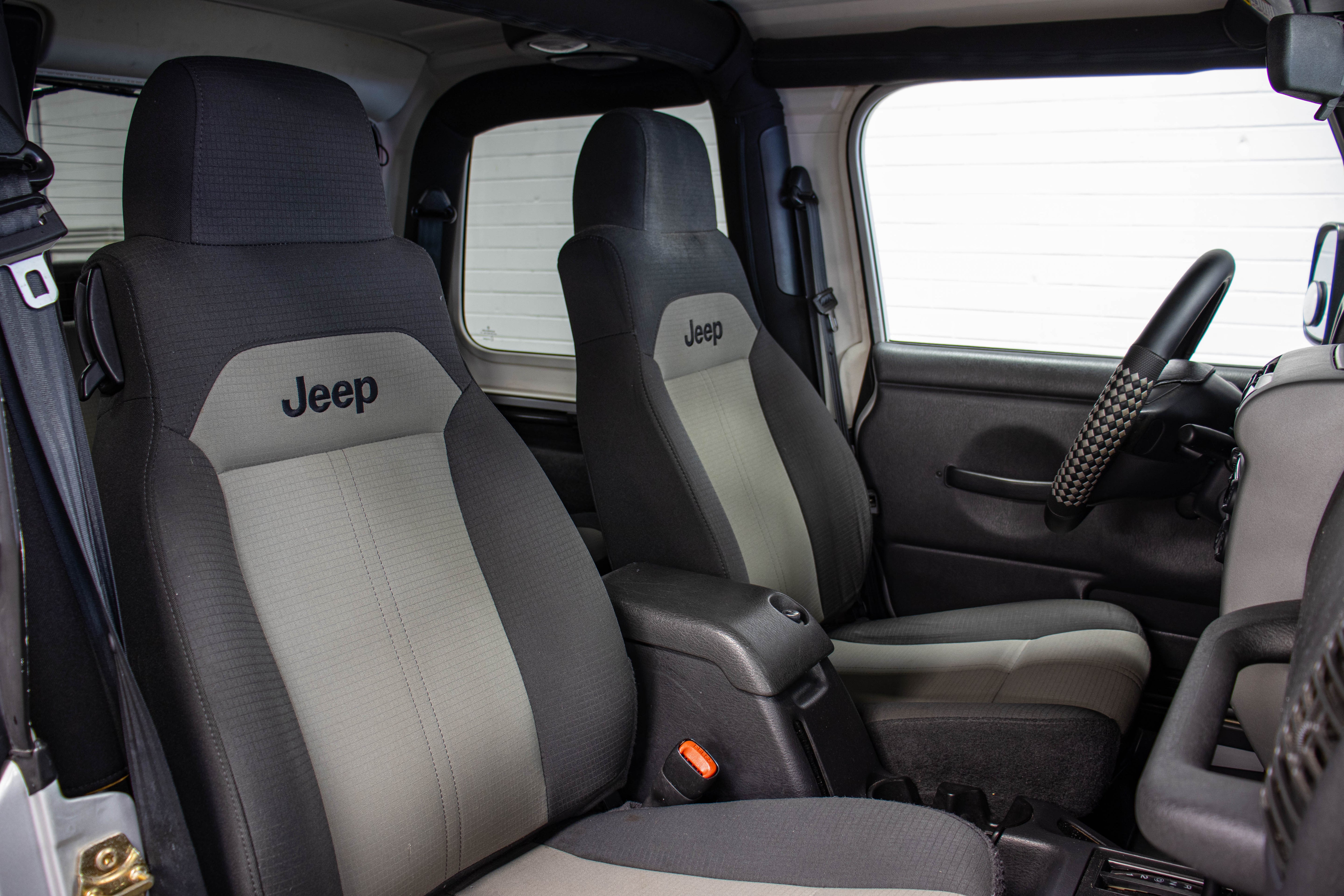 2004 Jeep Wrangler TJ RME Hard Top Bright Silver, 86k Miles