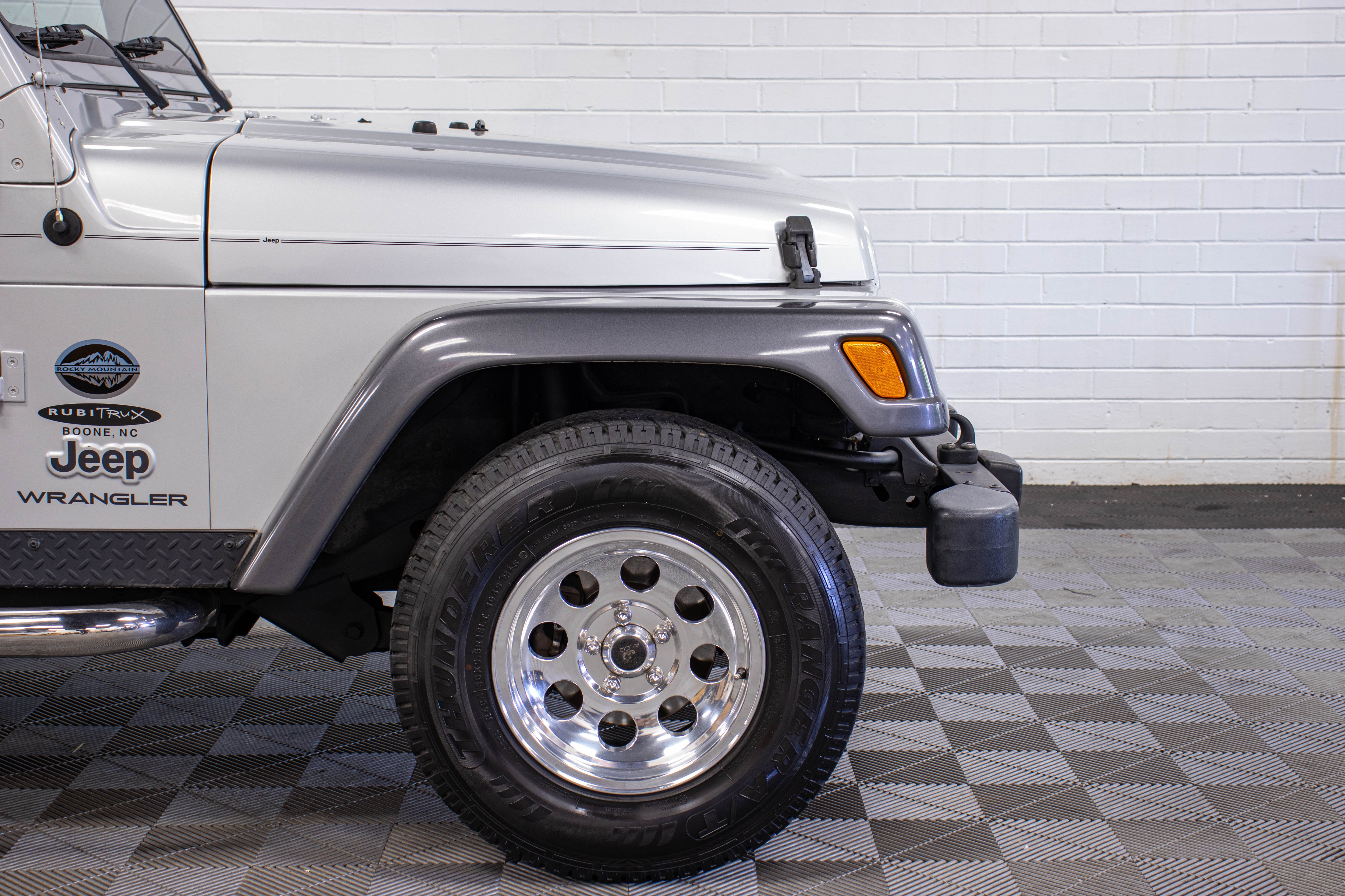 2004 Jeep Wrangler TJ RME Hard Top Bright Silver, 86k Miles