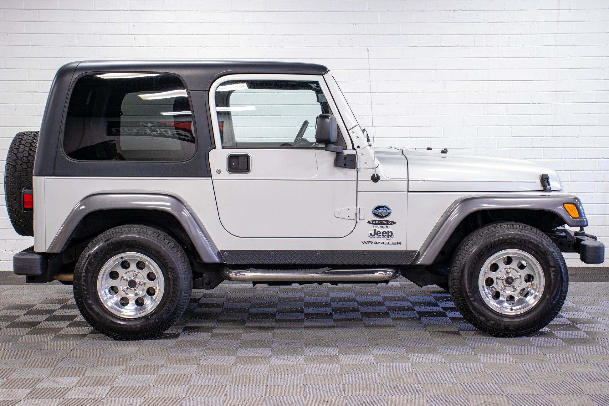 2004 Jeep Wrangler TJ RME Hard Top Bright Silver, 86k Miles