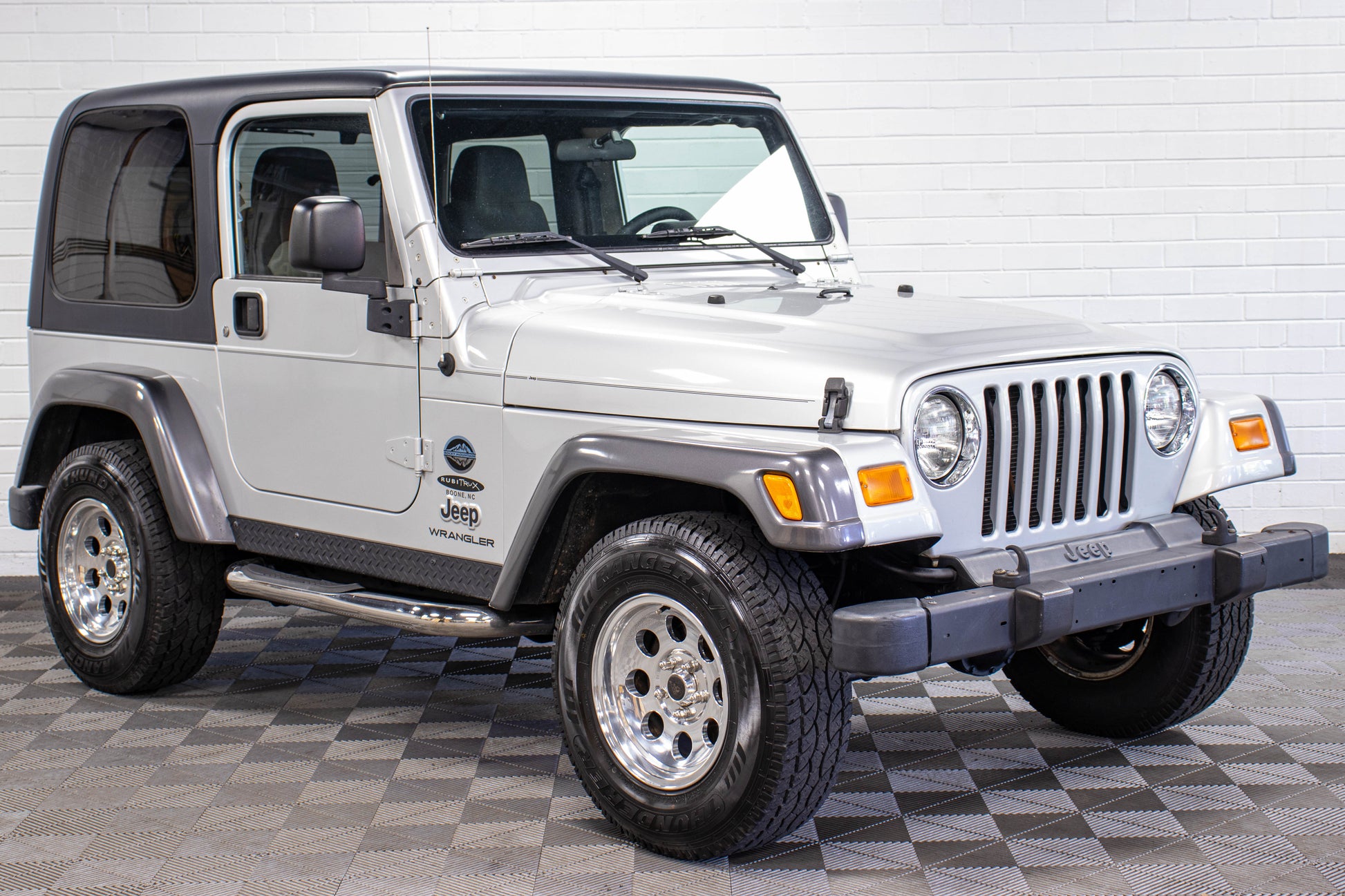 2004 Jeep Wrangler TJ RME Hard Top Bright Silver, 86k Miles