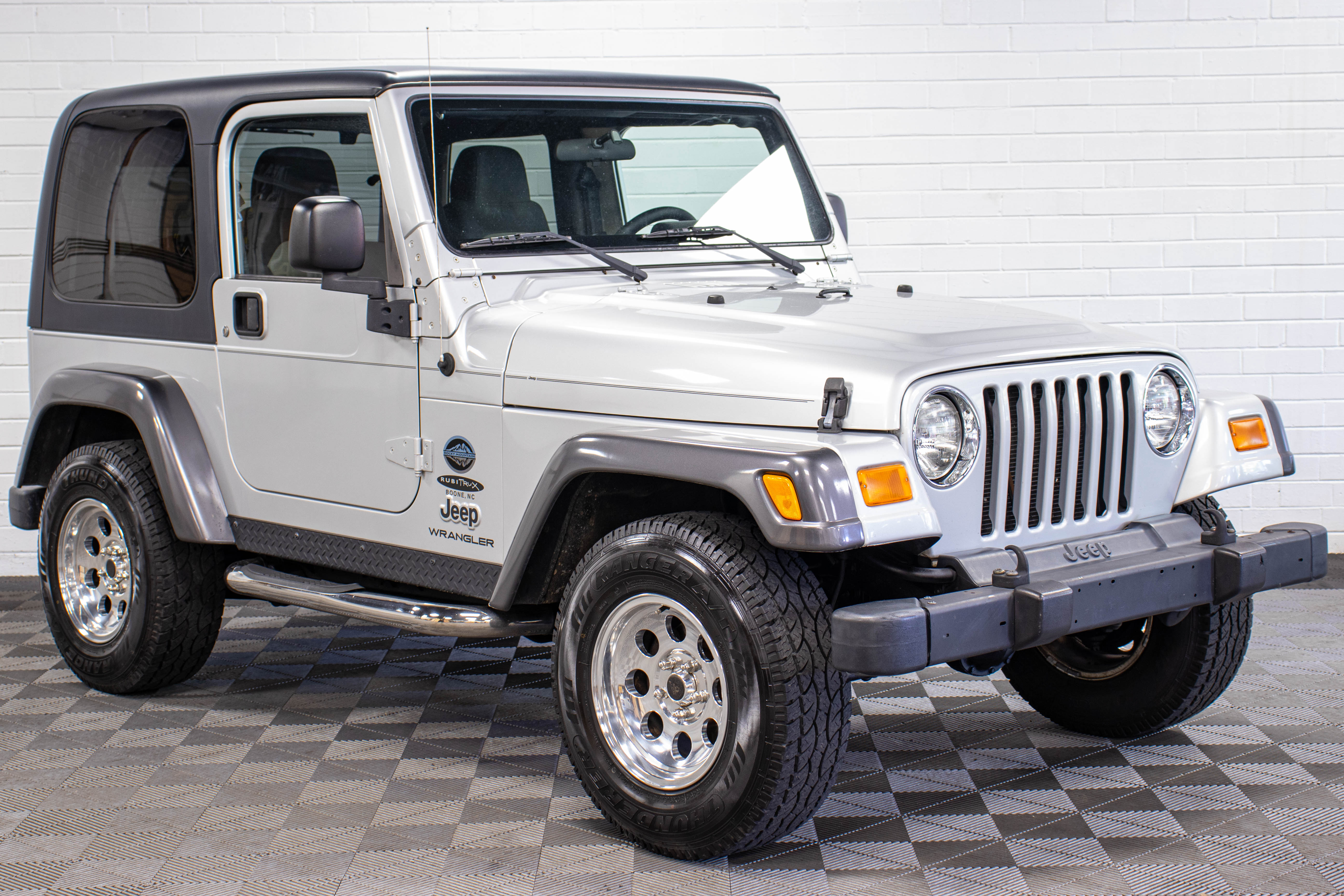2004 Jeep Wrangler TJ RME Hard Top Bright Silver, 86k Miles