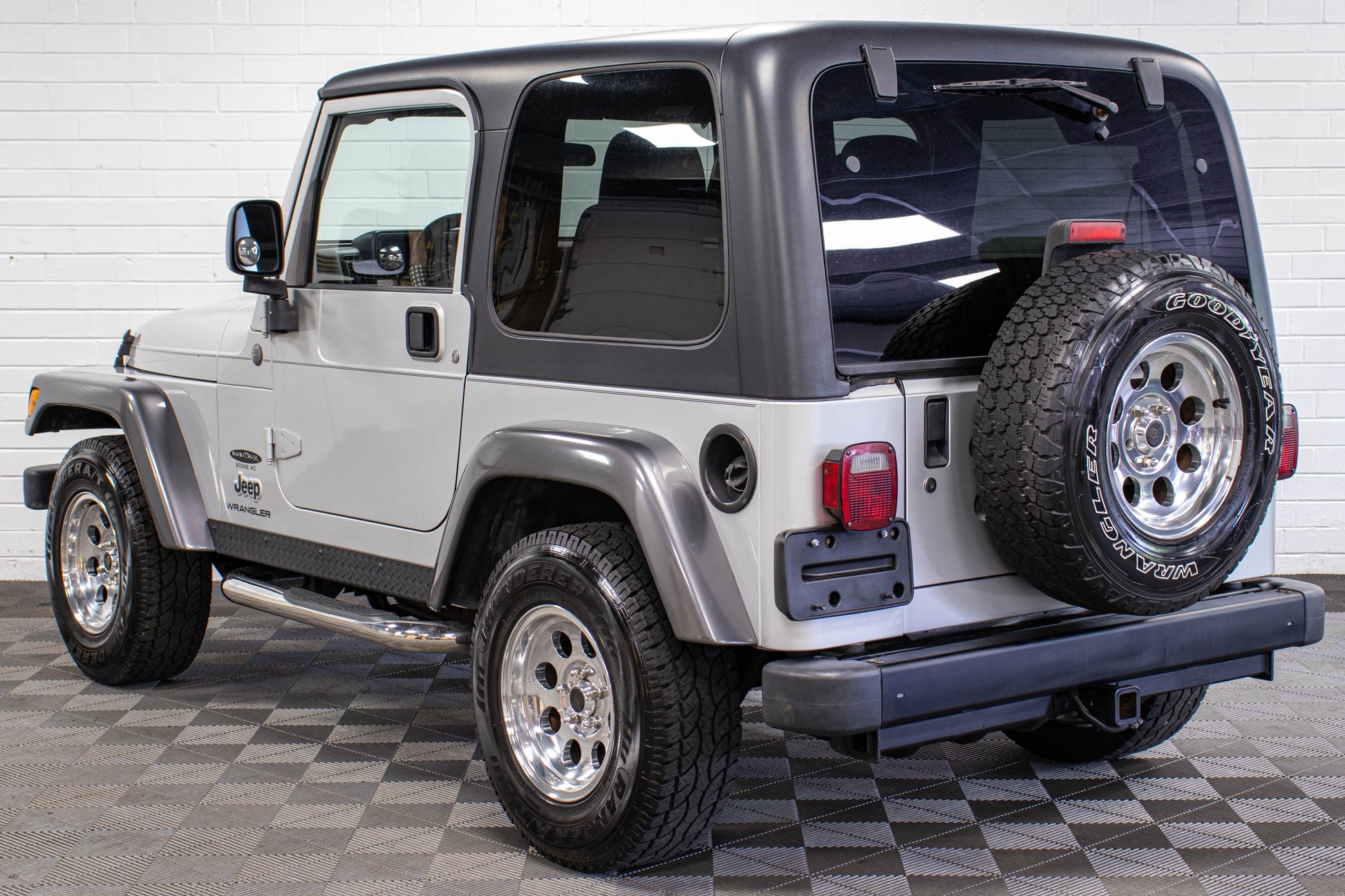 2004 Jeep Wrangler TJ RME Hard Top Bright Silver, 86k Miles