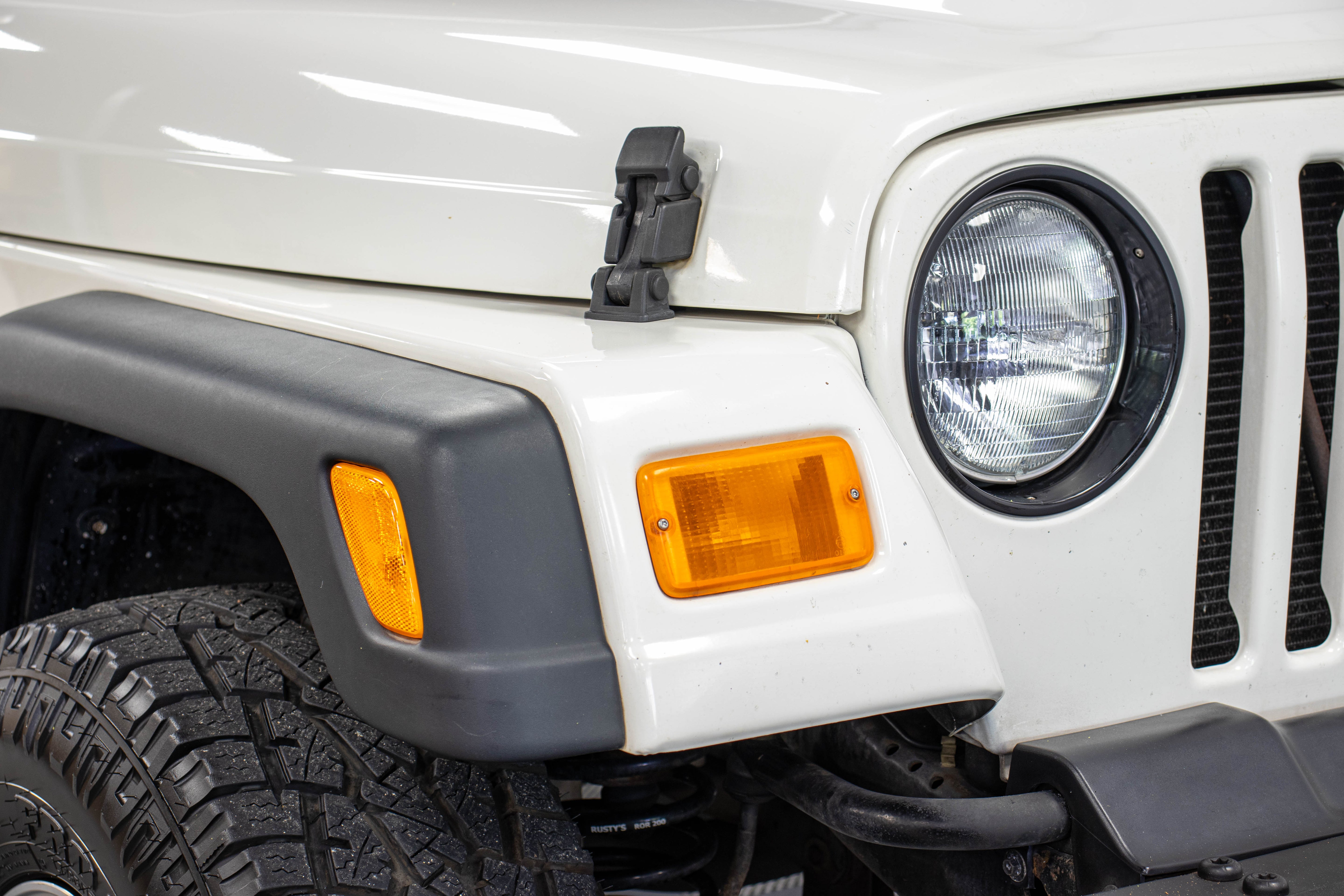 2004 Jeep Wrangler TJ X Soft Top Stone White - SOLD
