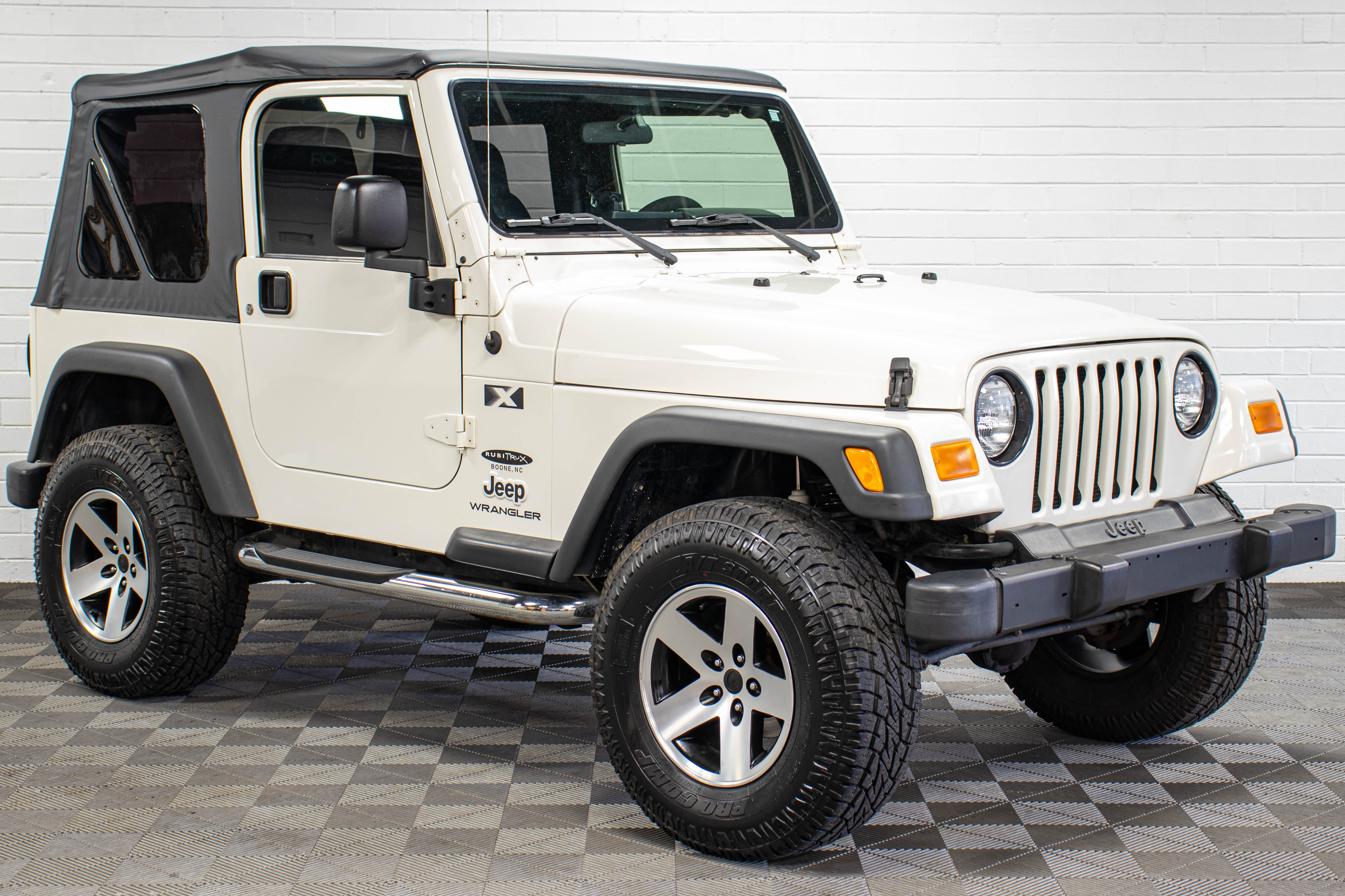 2004 Jeep Wrangler TJ X Soft Top Stone White, 67k Miles