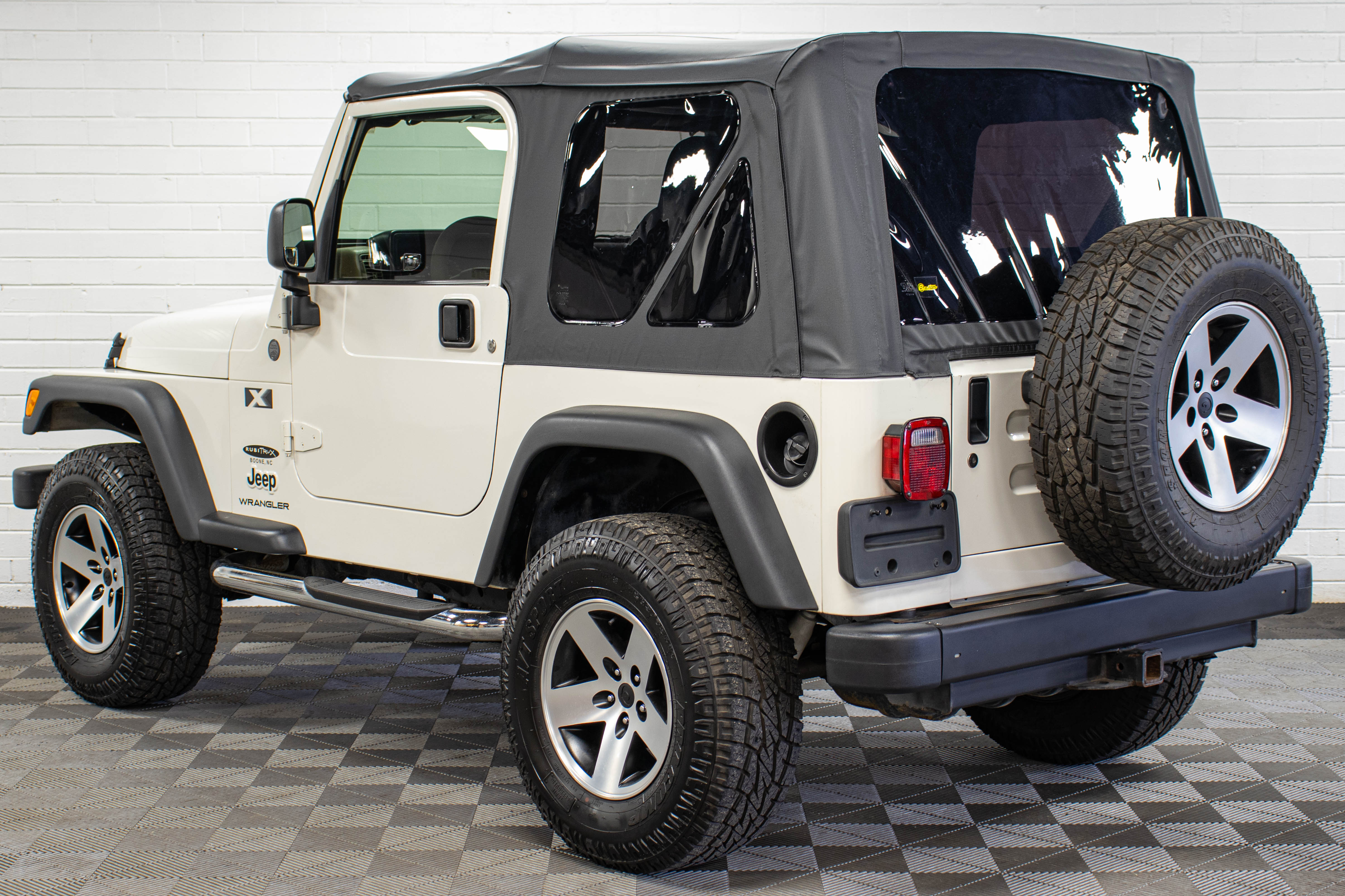2004 Jeep Wrangler TJ X Soft Top Stone White - SOLD