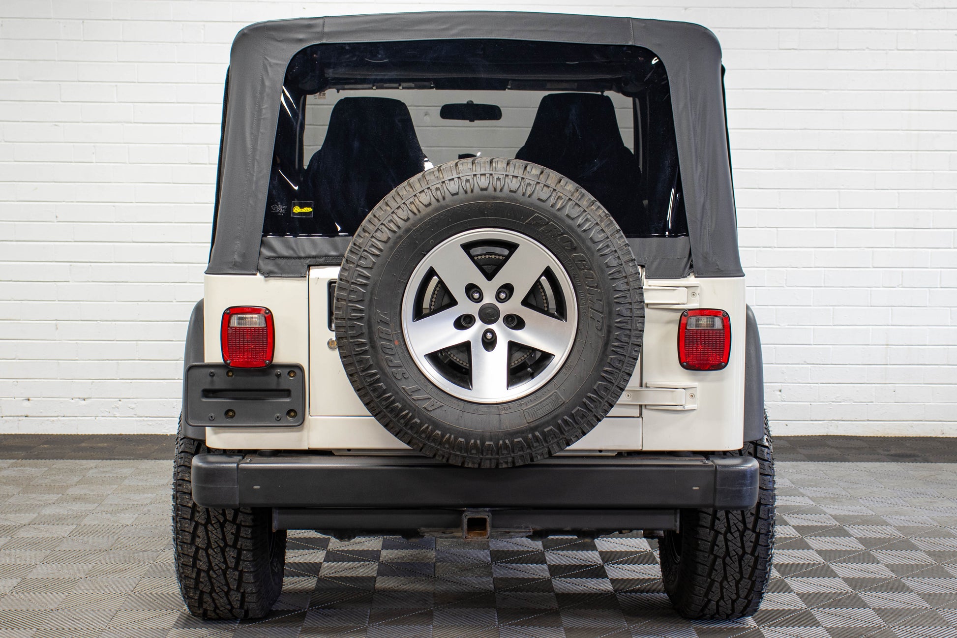 2004 Jeep Wrangler TJ X Soft Top Stone White - SOLD