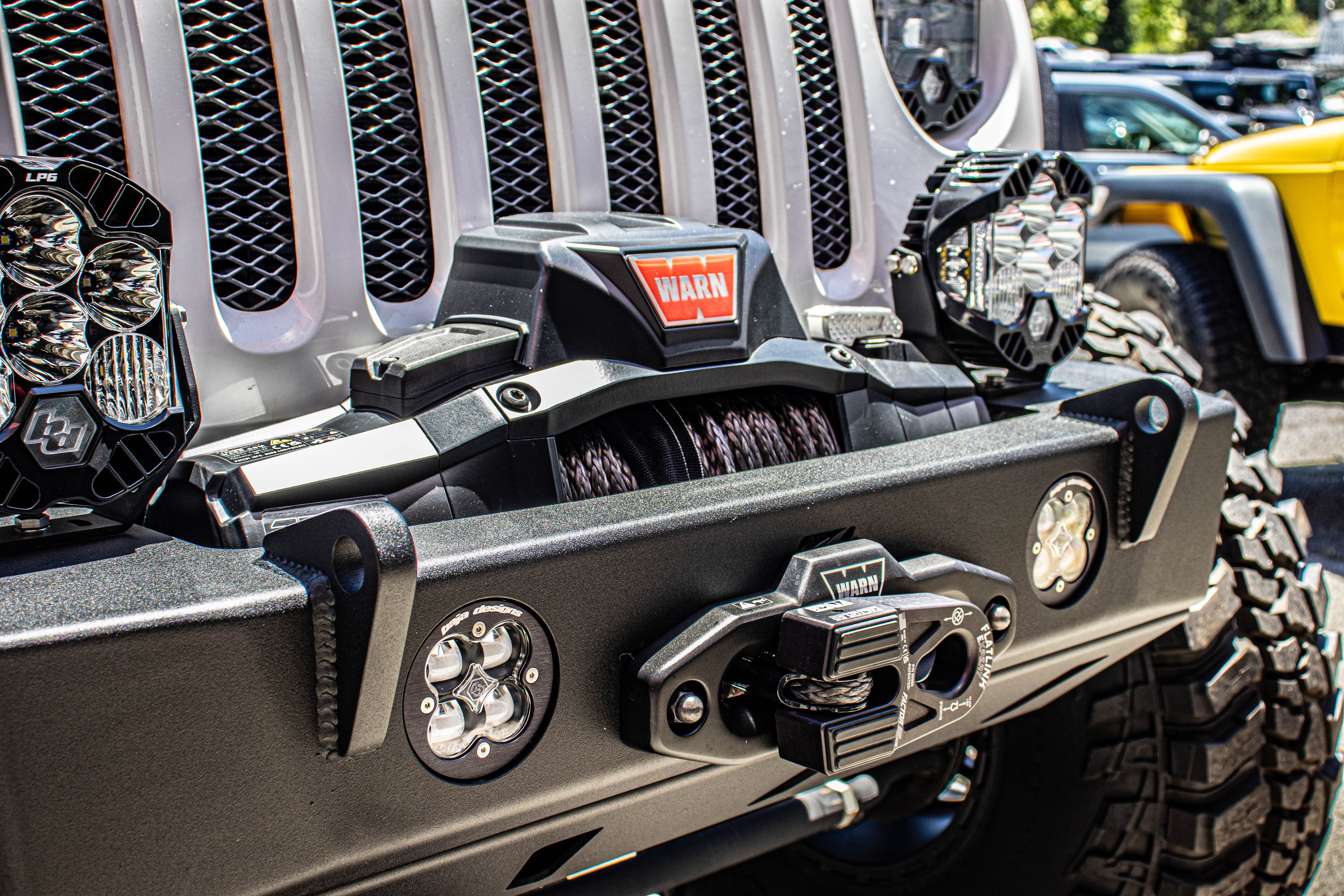 2015 Jeep Wrangler JKUR HEMI Bright White RubiTrux Show Jeep