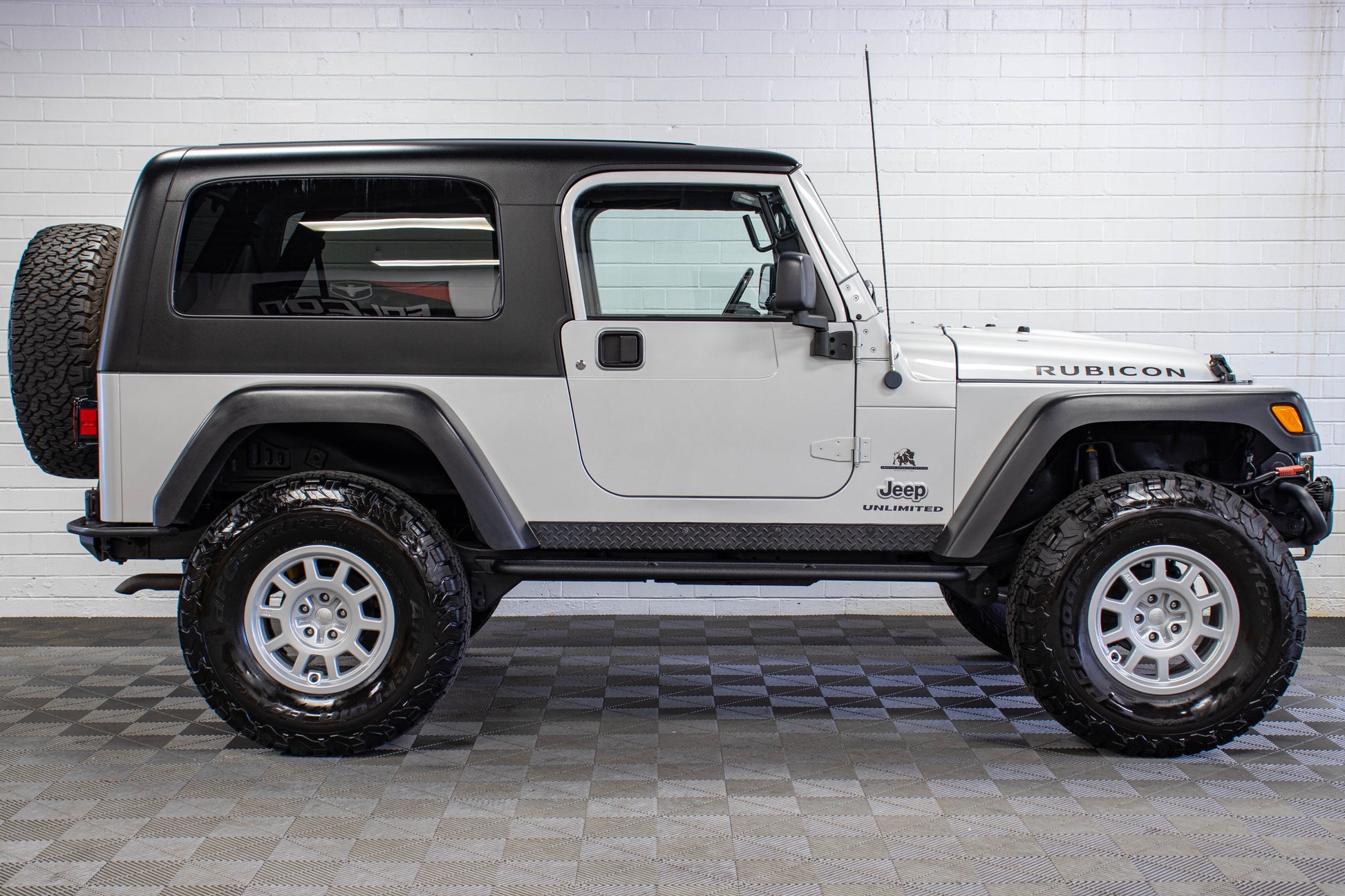 2006 Jeep Wrangler TJ Unlimited Rubicon Hard Top Bright Silver - SOLD