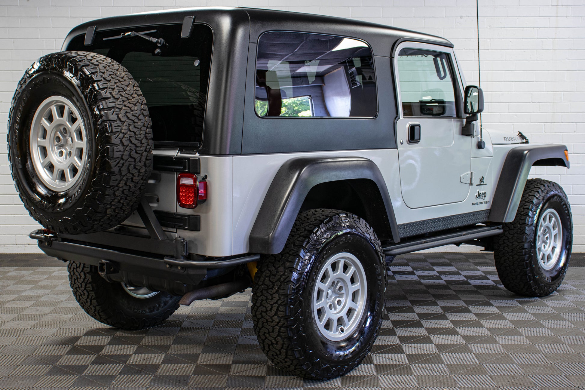 2006 Jeep Wrangler TJ Unlimited Rubicon Hard Top Bright Silver - SOLD