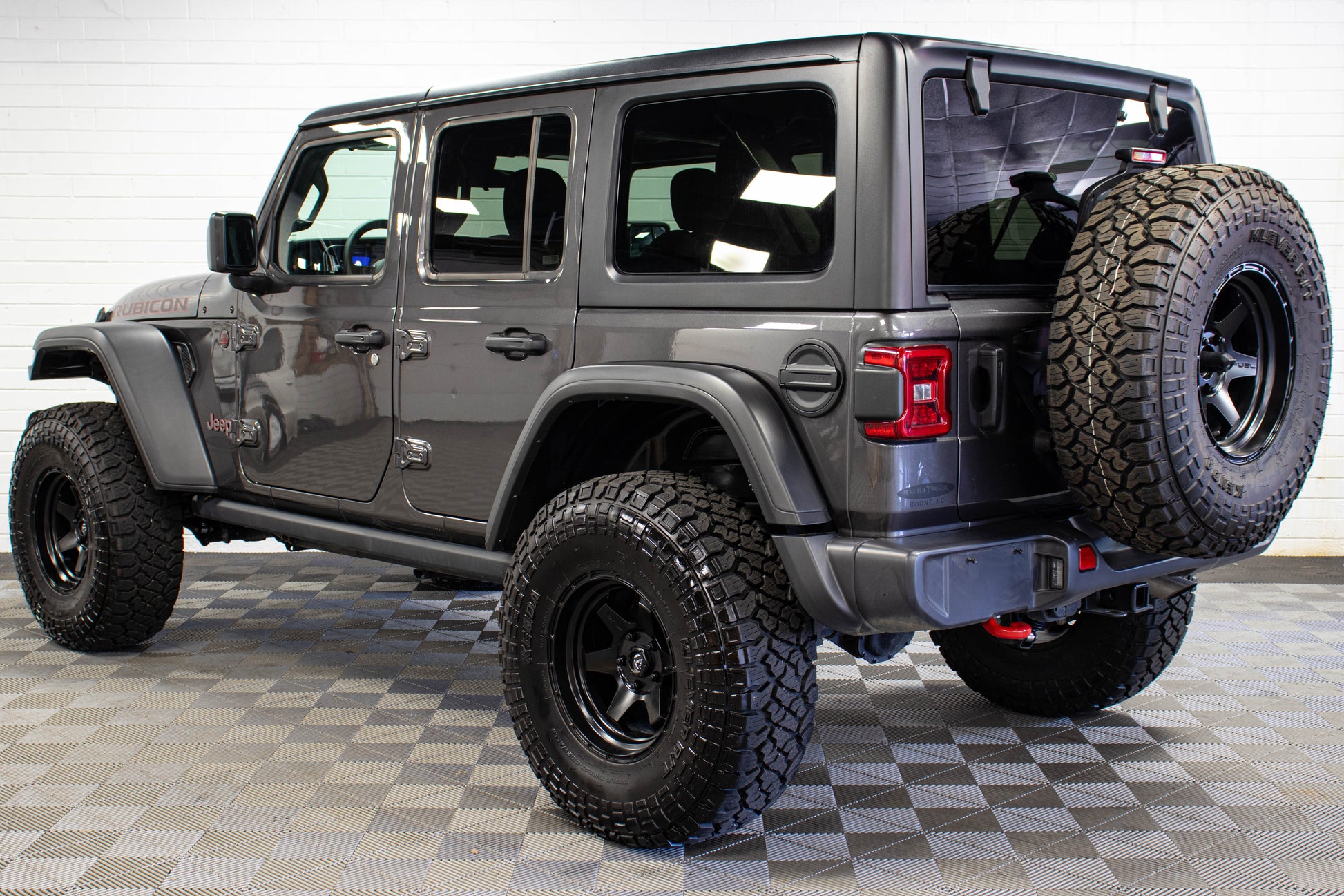 2026 Jeep Wrangler JLU Rubicon Hard Top Granite Crystal, 5k Miles
