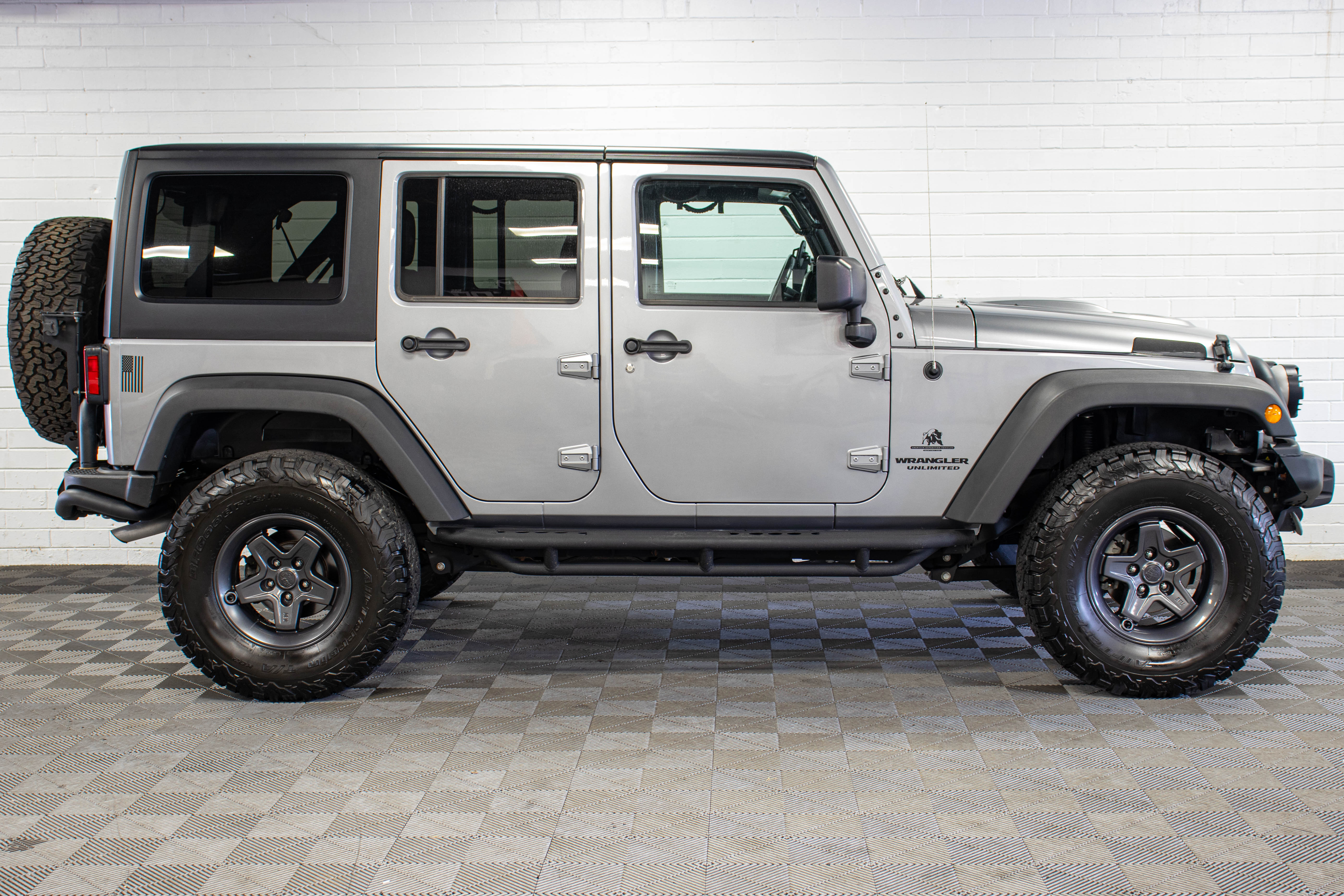 2016 Jeep Wrangler JKU AEV JK350 Hard Top Silver