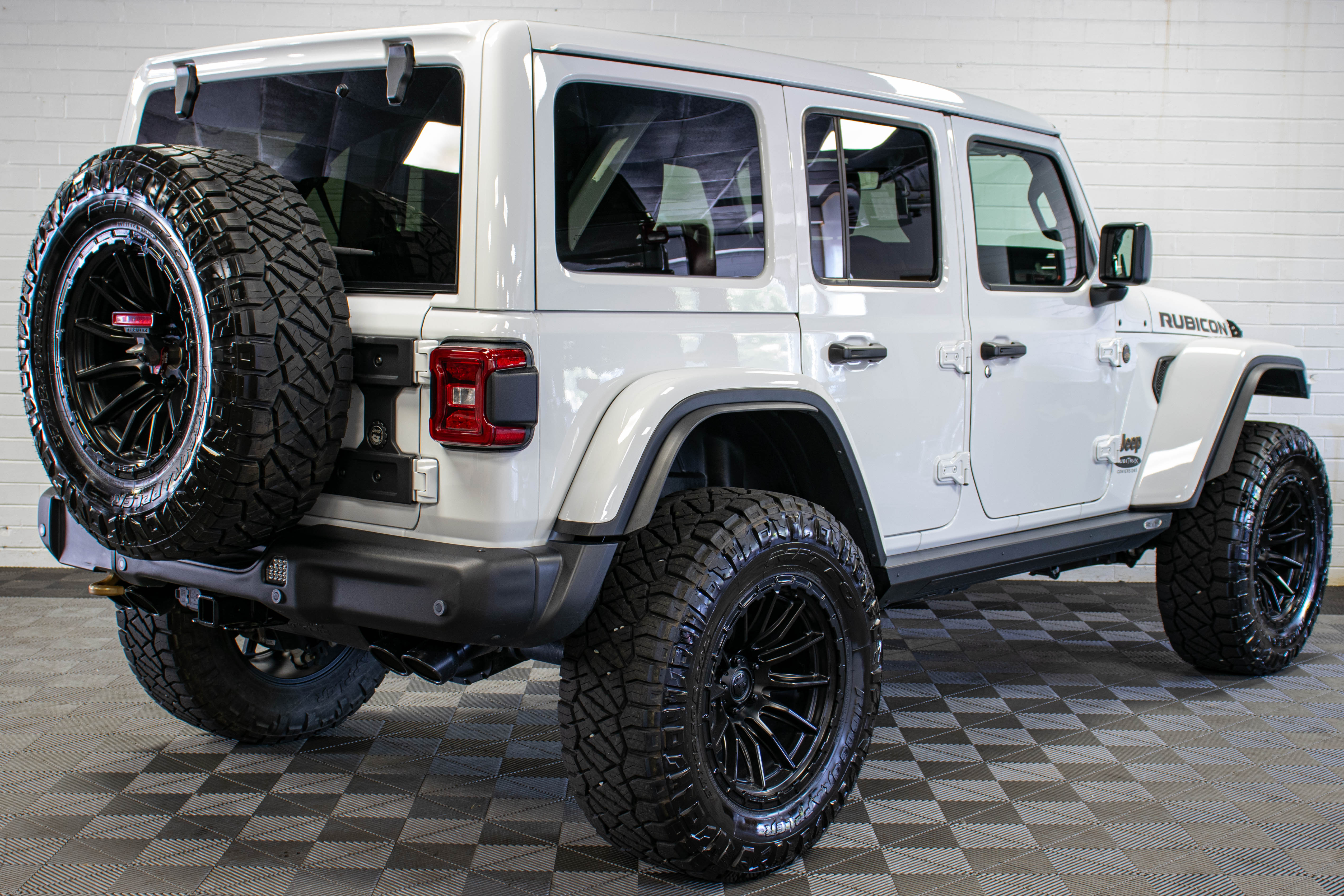 2024 Jeep Wrangler JLUR 392 Power Top Bright White