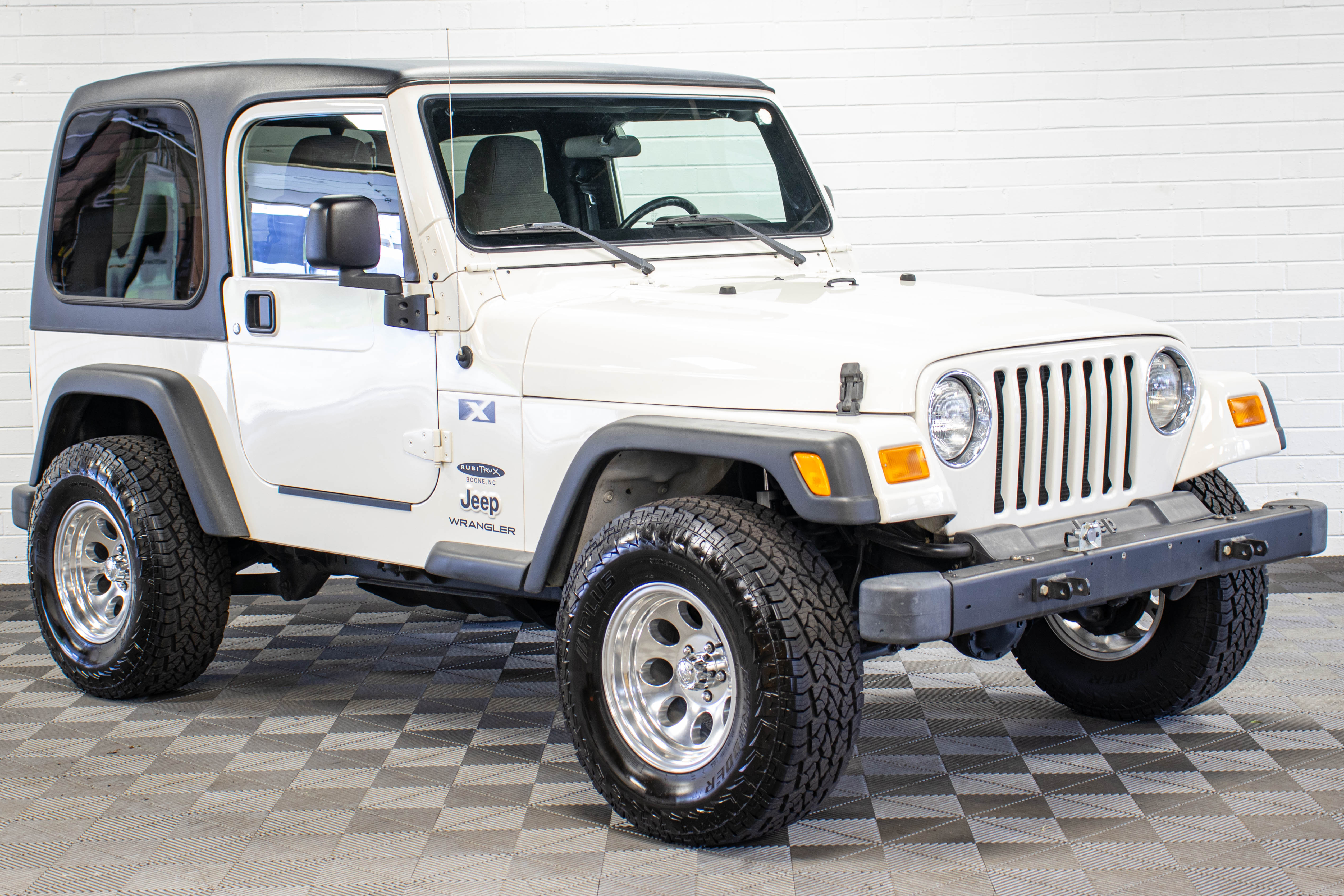 2004 Jeep Wrangler TJ X Hard Top Stone White, 27k Miles