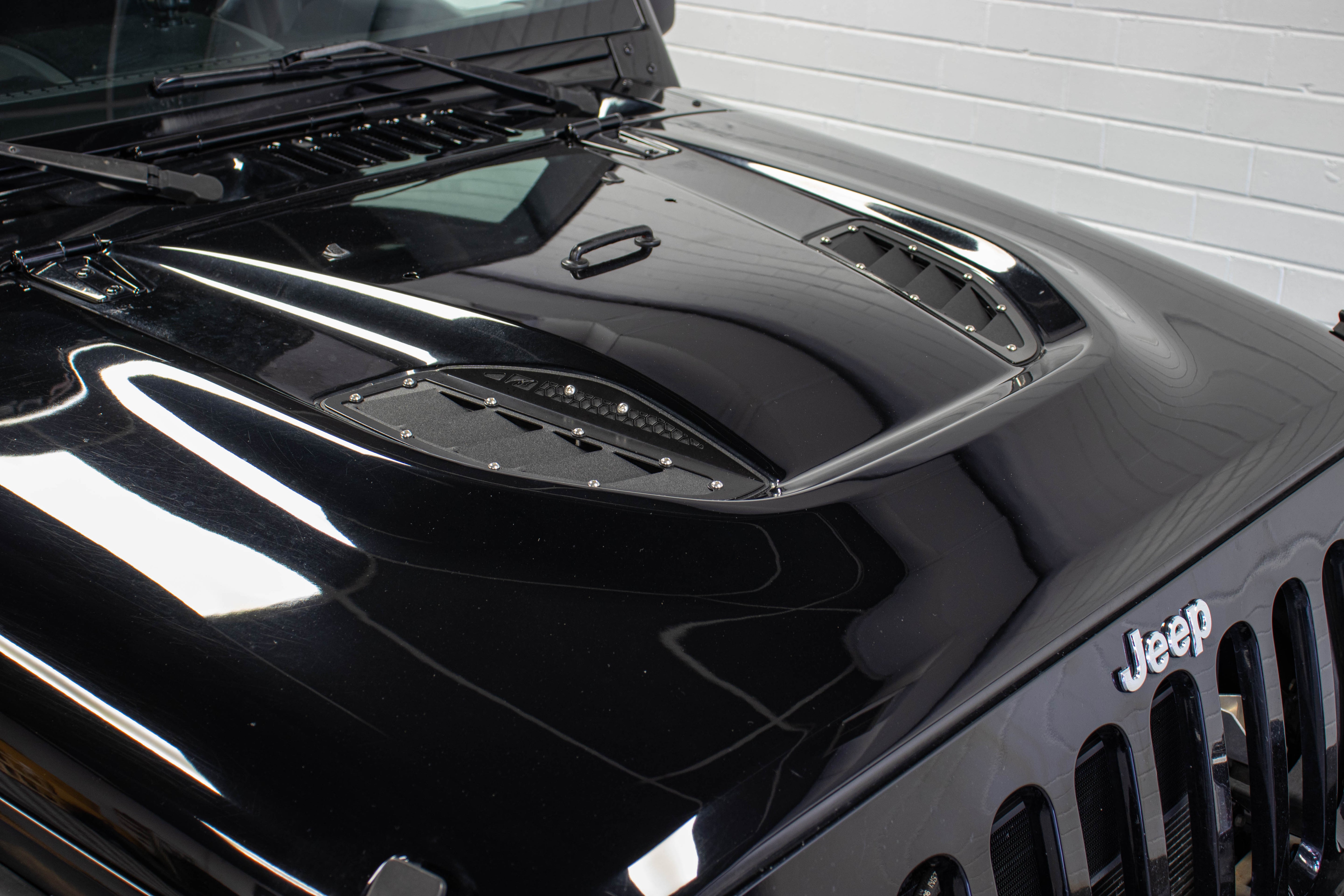 2007 Jeep Wrangler JKU 6.1L HEMI Soft Top Black