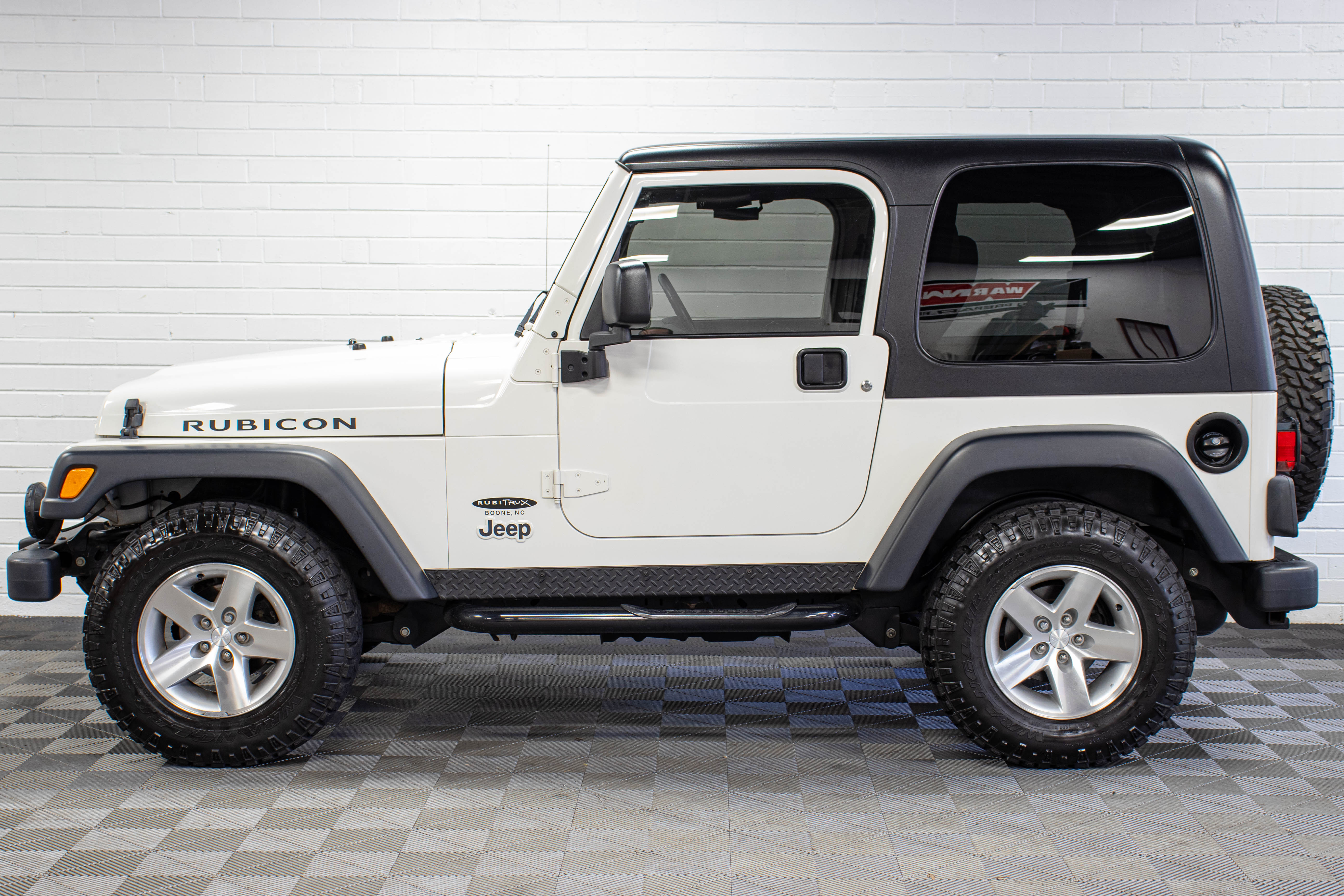2004 Jeep Wrangler TJ Rubicon Dual Top Stone White