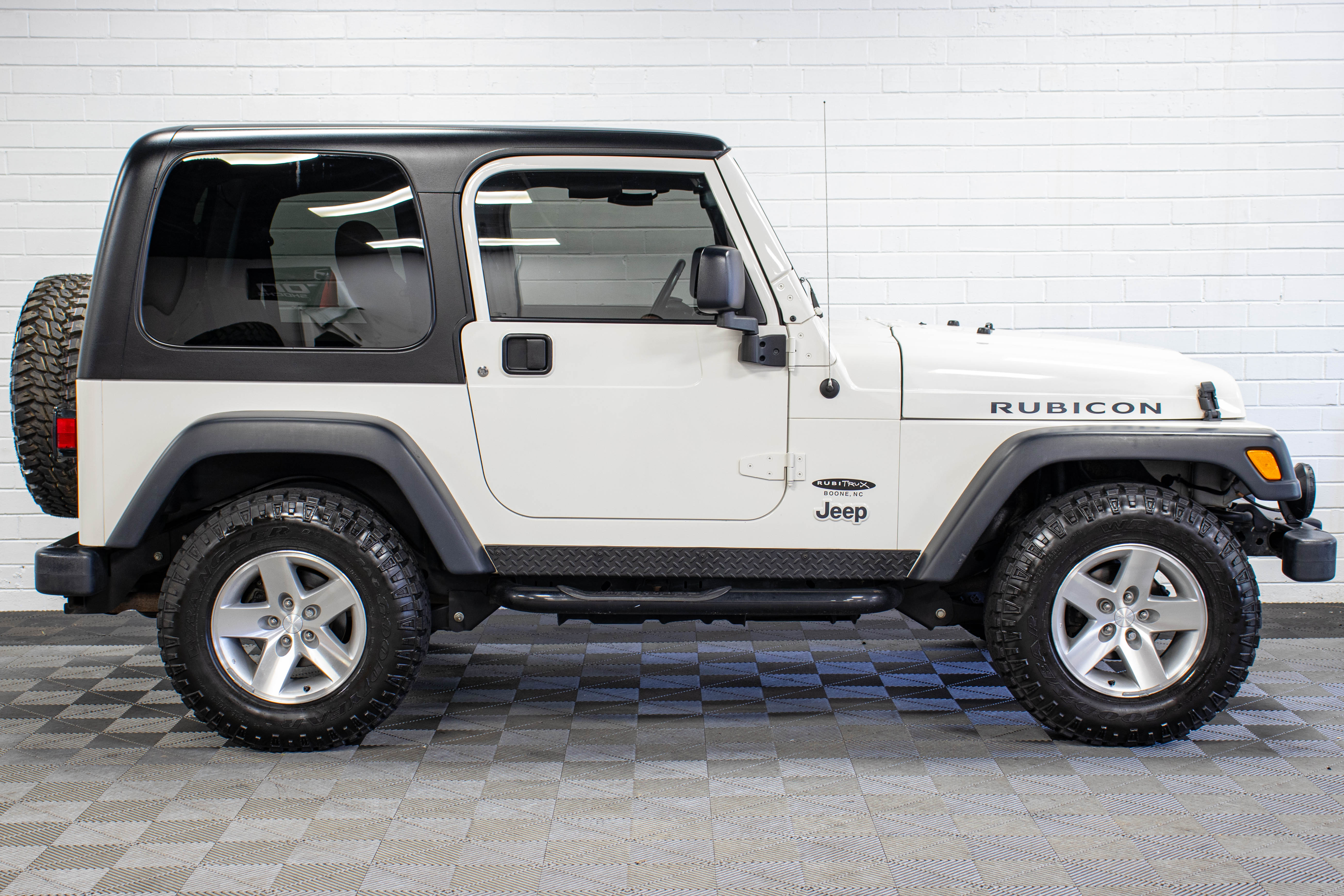 2004 Jeep Wrangler TJ Rubicon Dual Top Stone White