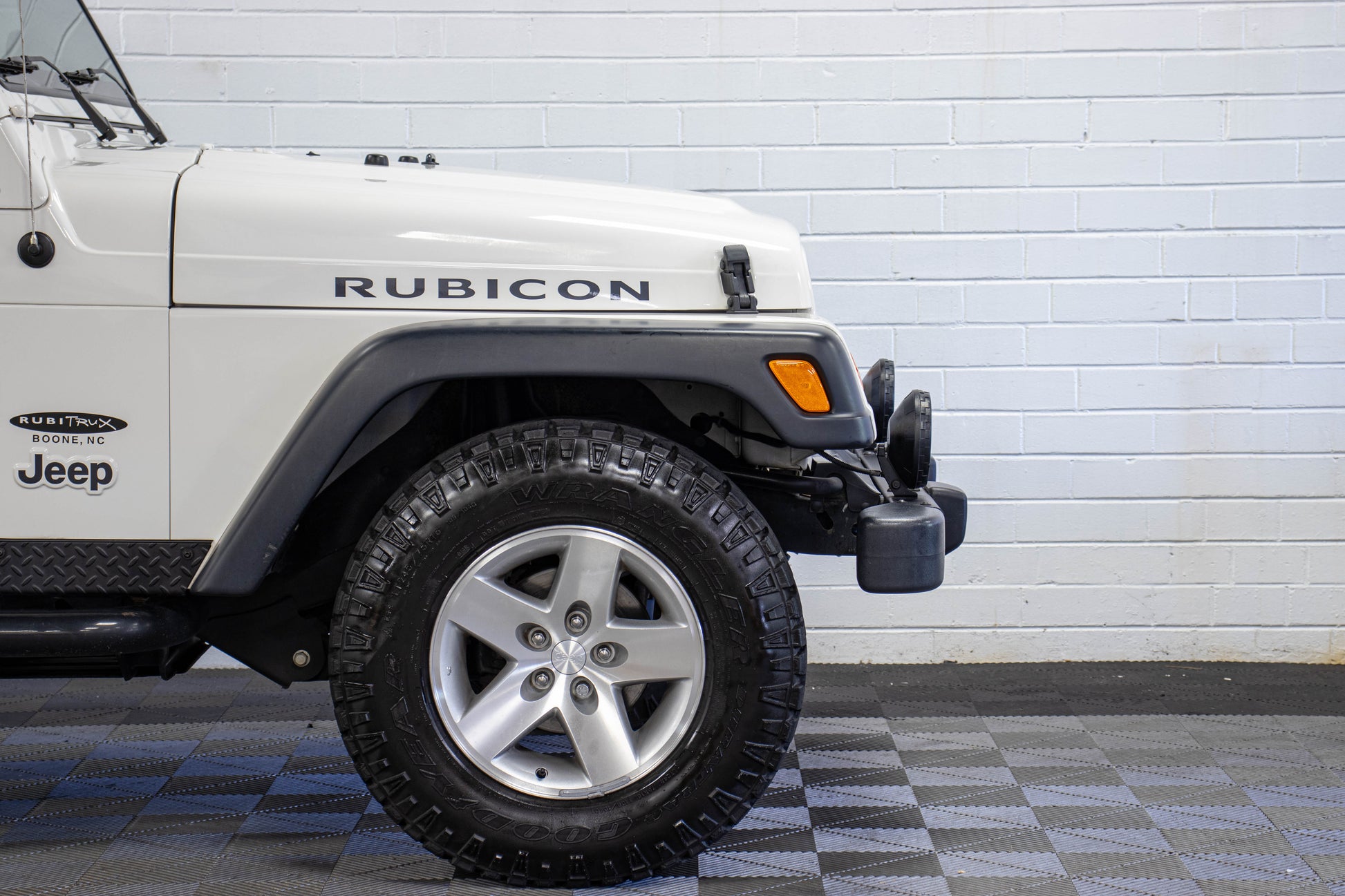 2004 Jeep Wrangler TJ Rubicon Dual Top Stone White