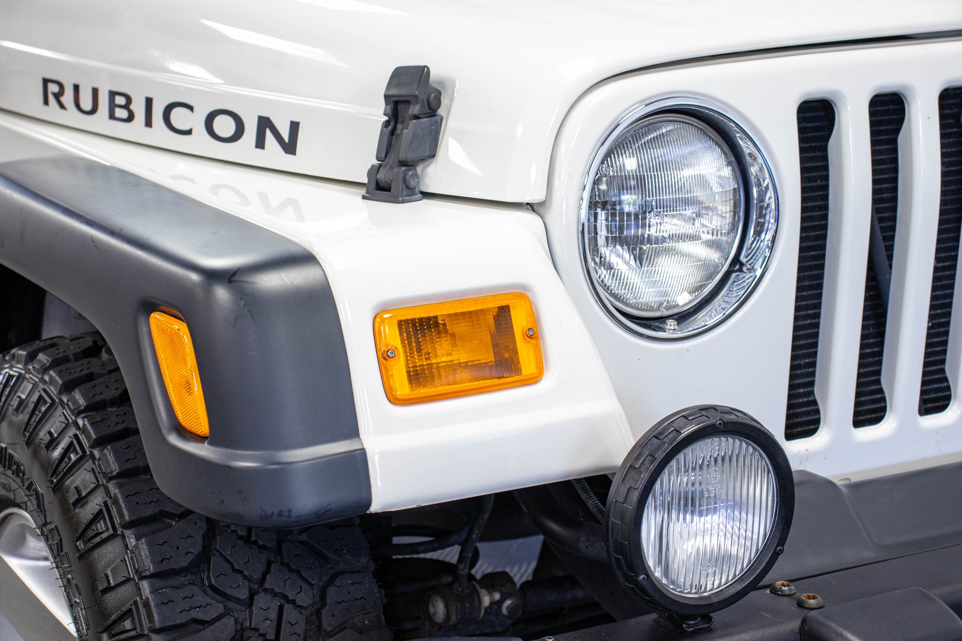 2004 Jeep Wrangler TJ Rubicon Dual Top Stone White