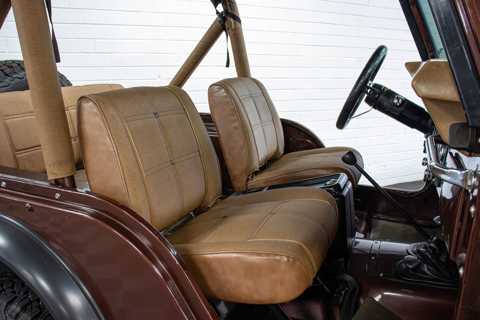 1976 Jeep CJ-5 304 Levi Edition Bikini Top Dark Cocoa, 46k Miles