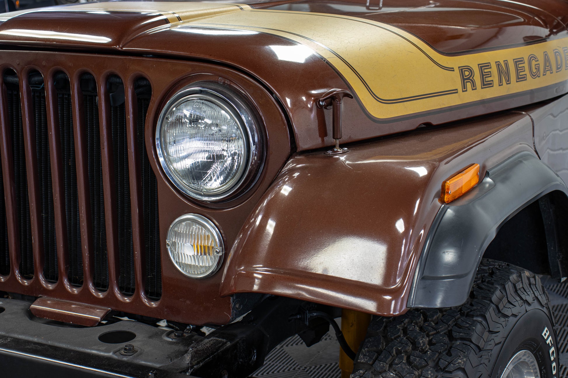 1976 Jeep CJ-5 304 Levi Edition Bikini Top Dark Cocoa, 46k Miles