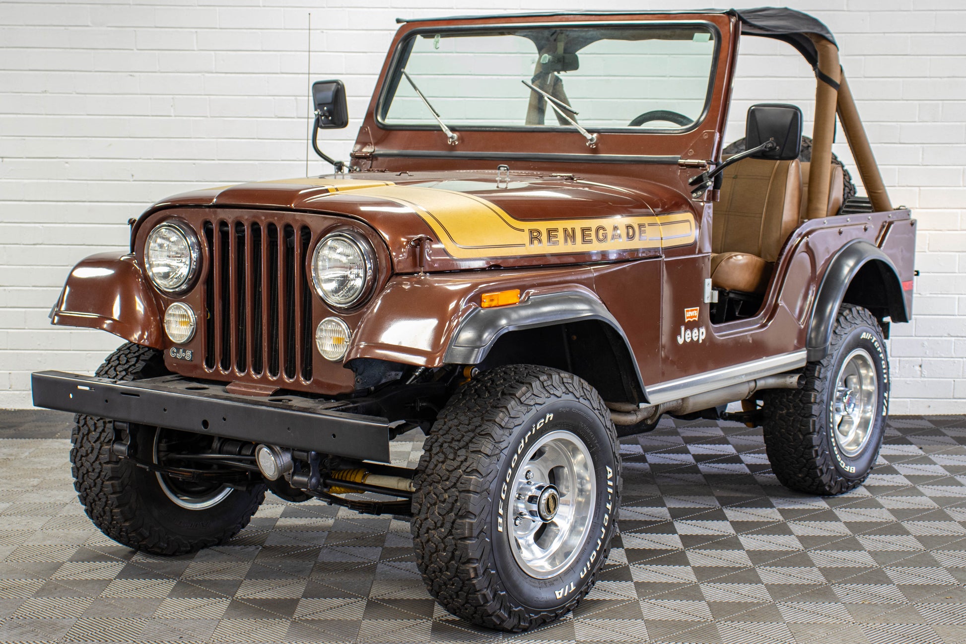1976 Jeep CJ-5 304 Levi Edition Bikini Top Dark Cocoa, 46k Miles