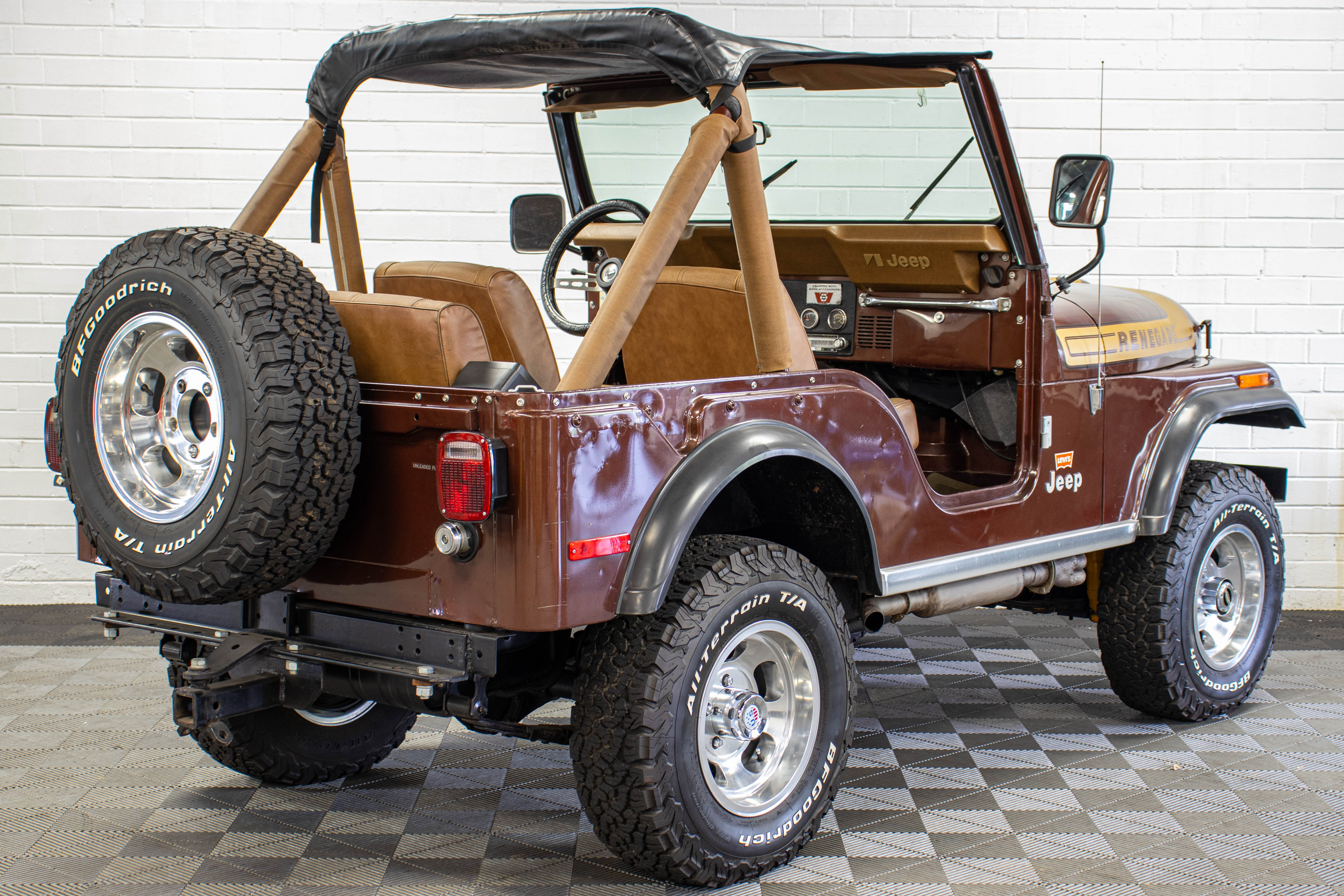 1976 Jeep CJ-5 304 Levi Edition Bikini Top Dark Cocoa, 46k Miles