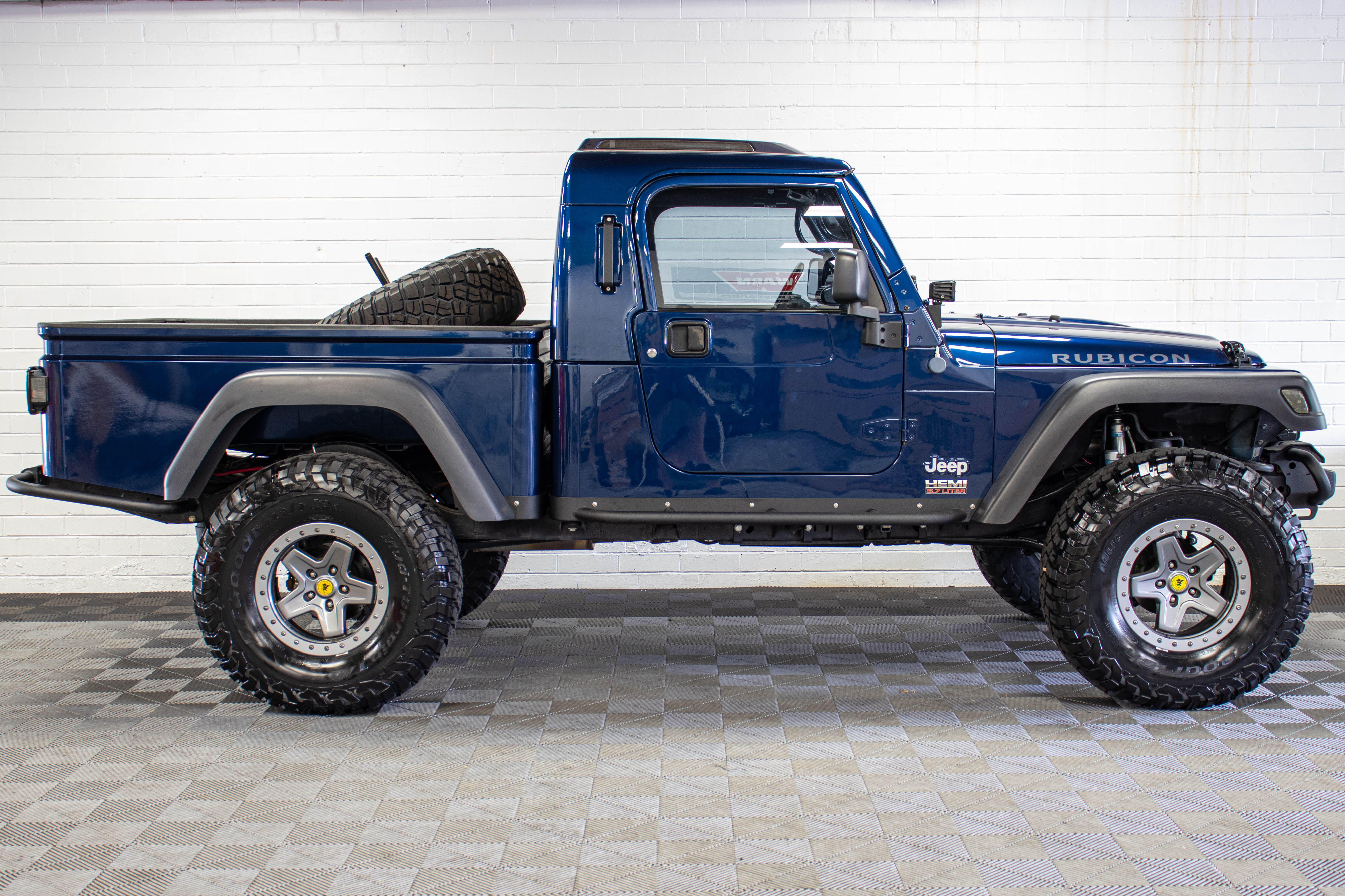 2005 Jeep Wrangler Rubicon HEMI Brute Hard Top Patriot Blue