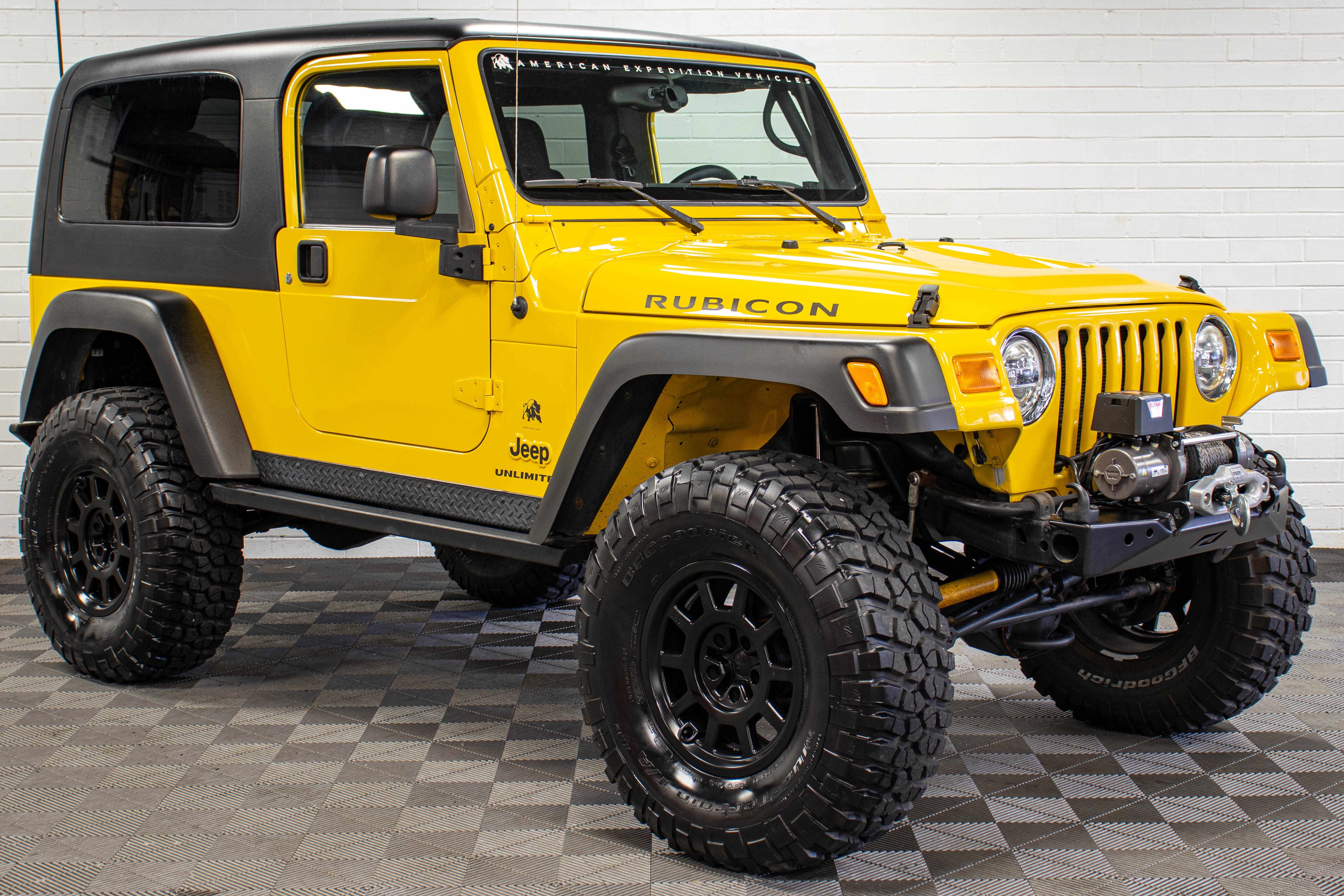 2006 Jeep Wrangler TJ Unlimited Rubicon HEMI Solar Yellow