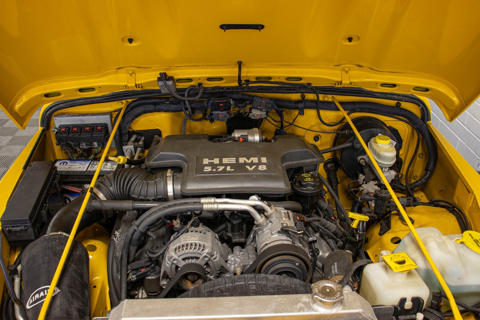 2006 Jeep Wrangler TJ Unlimited Rubicon HEMI Solar Yellow