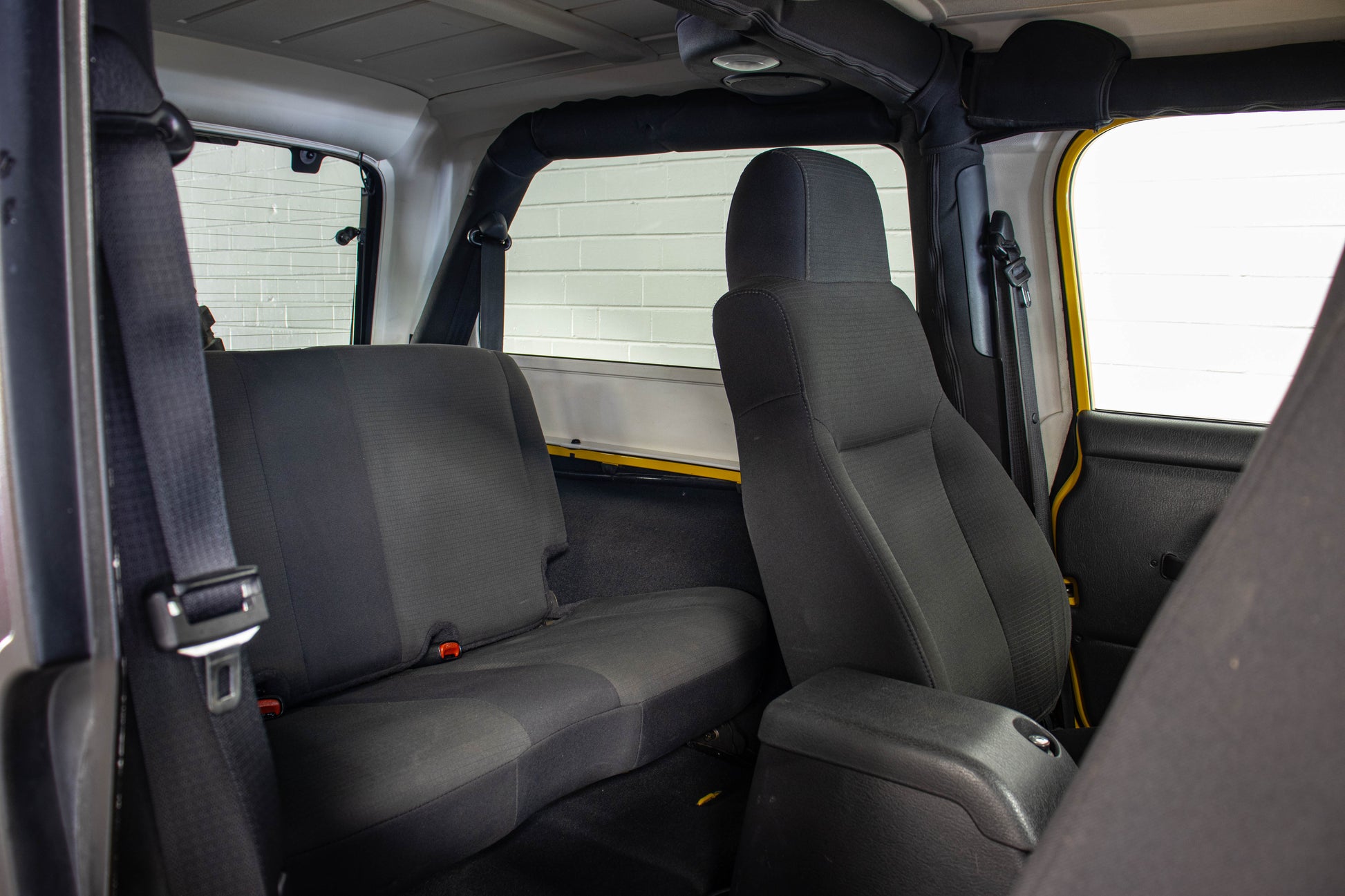 2006 Jeep Wrangler TJ Unlimited Rubicon HEMI Solar Yellow