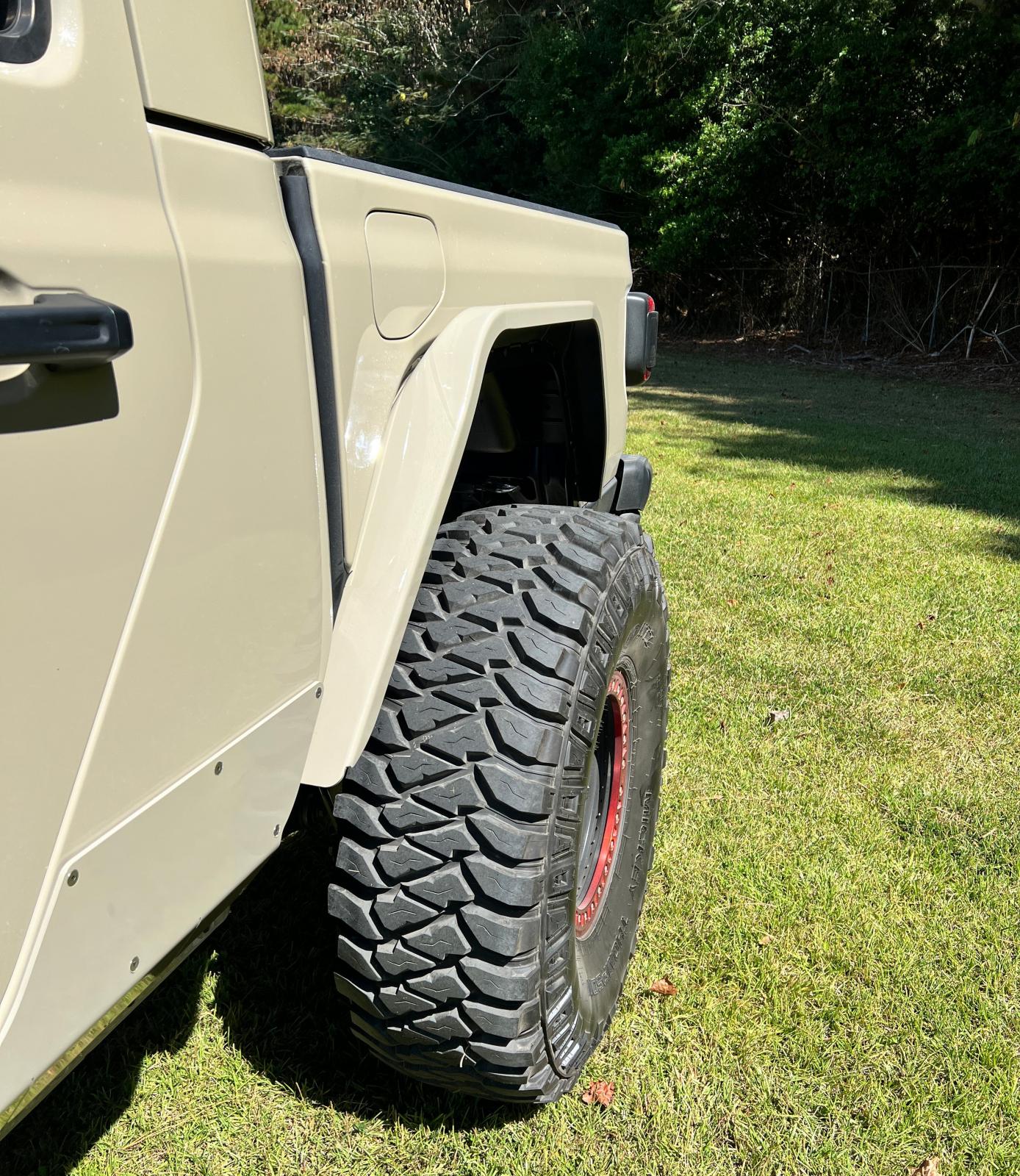Aluminum Rear Highline Fenders for Jeep JT Gladiator Motobilt