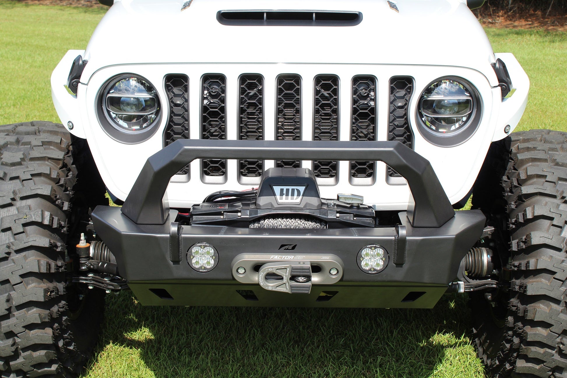 Bolt-On Fabricated Bull Bar for Crusher Bumpers Jeep JK/JL/JT Motobilt