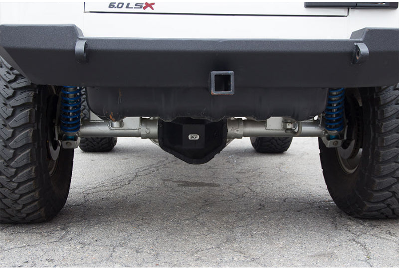 14-Bolt Rear Axle with Blue Torch Fab Differential COver 