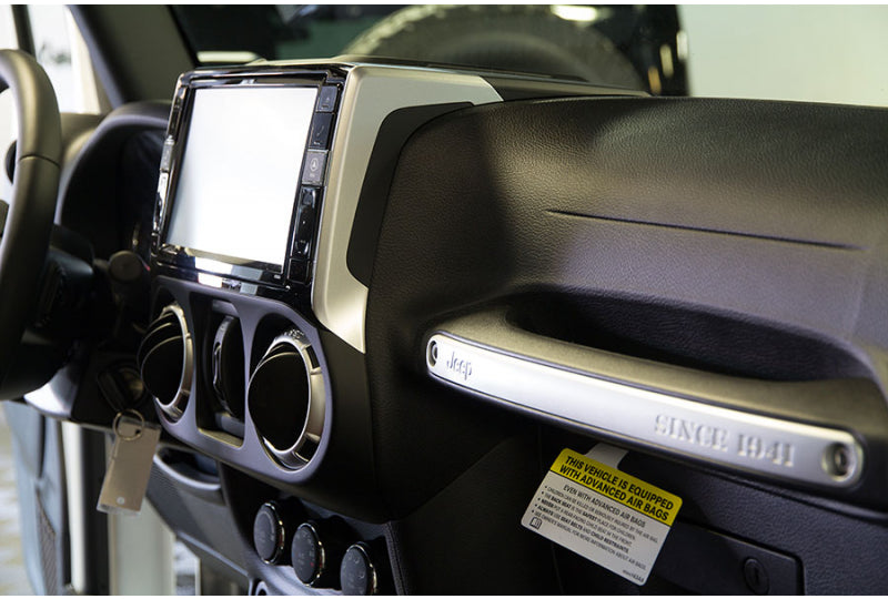 Alpine X009-WRA Restyle Headunit for Jeep Wrangler JK 