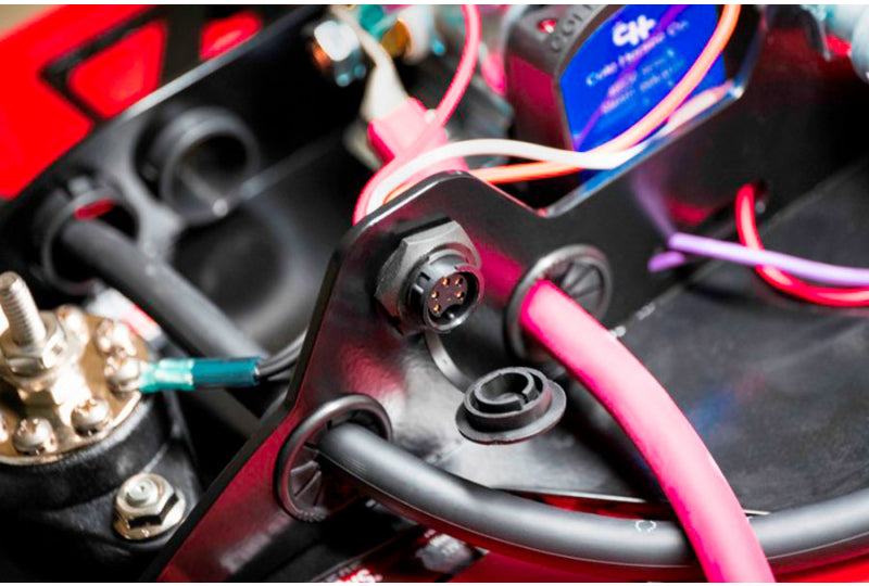 Genesis Offroad JK Dual Battery Kit - 200 Amp Isolator, G Screen Monitoring System