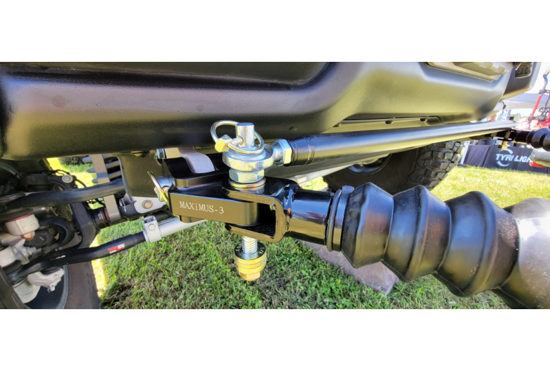 Maximus-3 Front Tow Loop Package in Red or Black; Wrangler JL, Gladiator JT