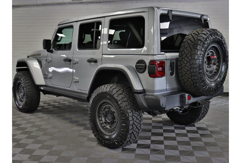 Silver 2023 Jeep Wrangler JL Unlimited Rubicon Driver Rear Corner JP-SILVER-PW643104