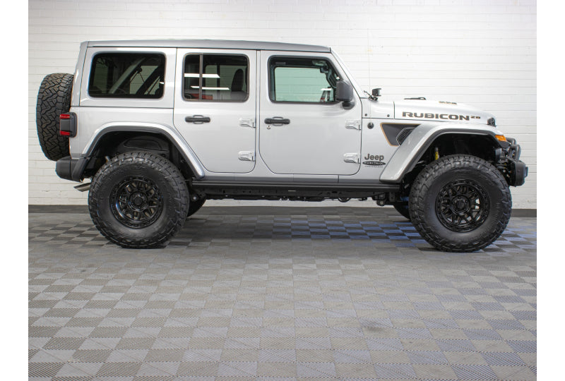 silver 2023 jeep wrangler jl unlimited rubicon anniversary edition passenger side JP-SILVER-PW694489
