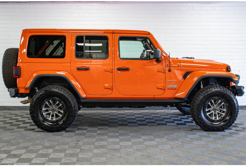 Jeep Wrangler JL Unlimited Sahara Hard Top Punk'n | RubiTrux