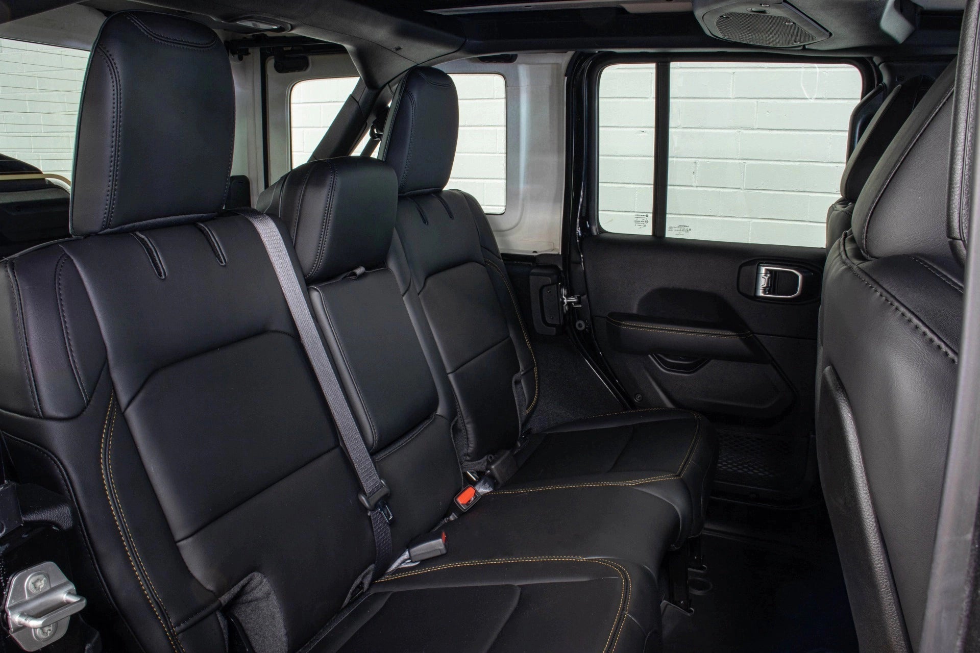 Pre-Owned 2024 Jeep Wrangler JL Unlimited Rubicon Final Edition 392 Power Top Bright White - SOLD