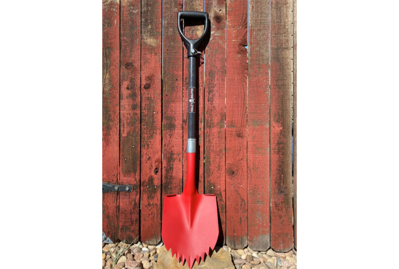 Krazy Beaver Shovel | Textured Red Head/Black Handle