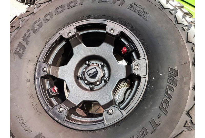 Nomad Off-Road Wheel Deluxe 8x6.5in 00 Titanium Gray TeraFlex