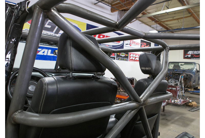 GenRight Behind the Seat X-Bar for GenRight Cages; Wrangler JKU